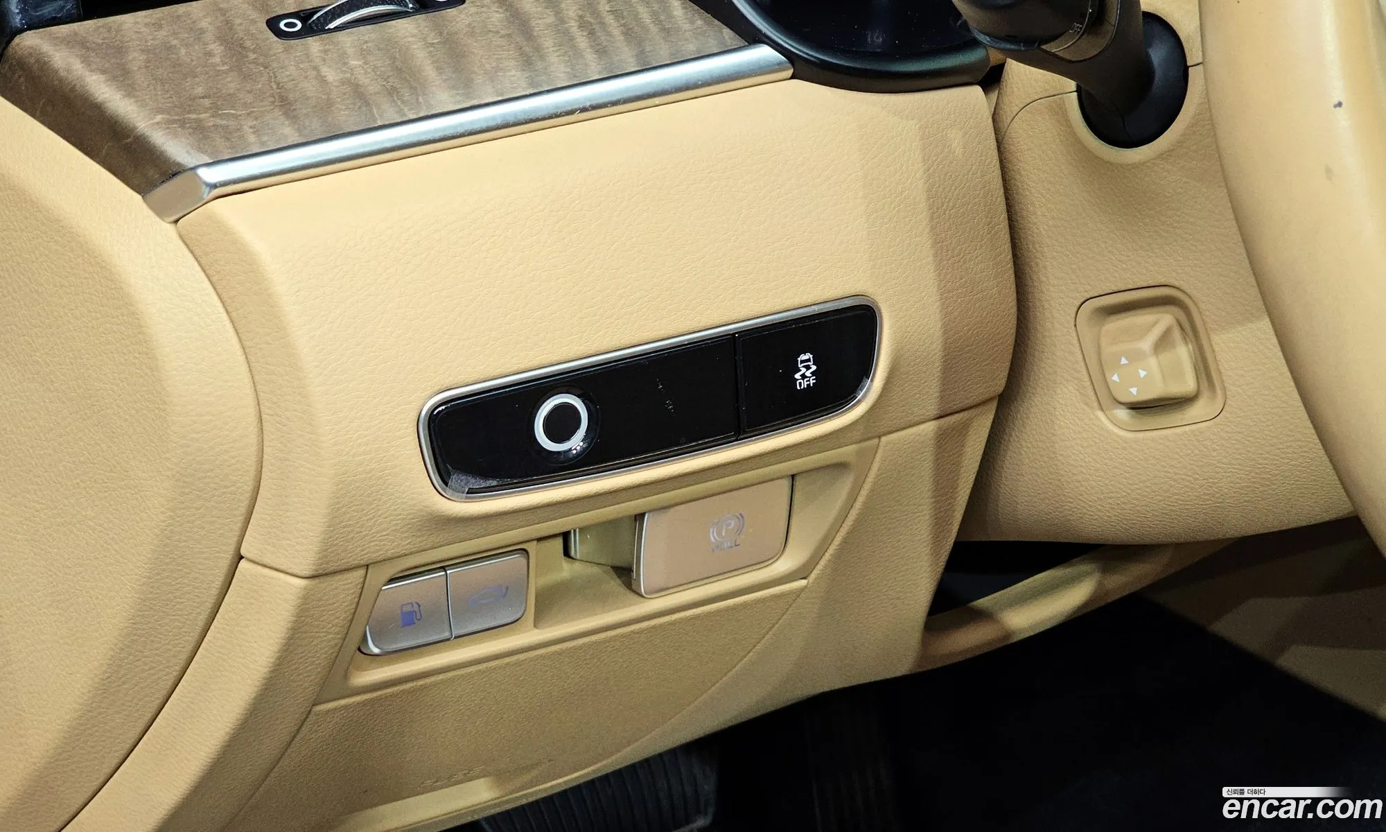 Kia K9 2021 — 17