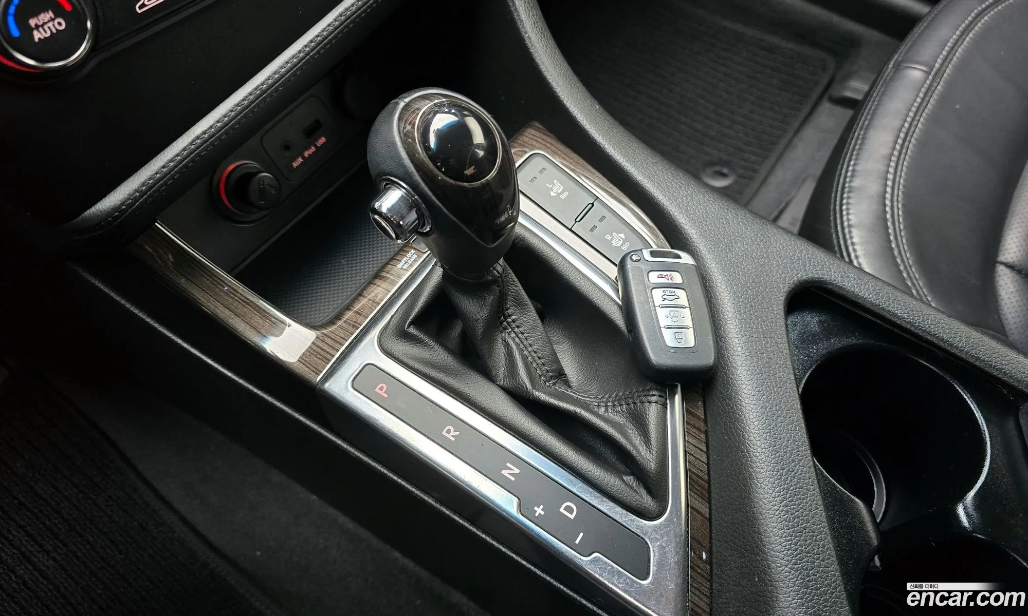 Kia K5 2010 — 16