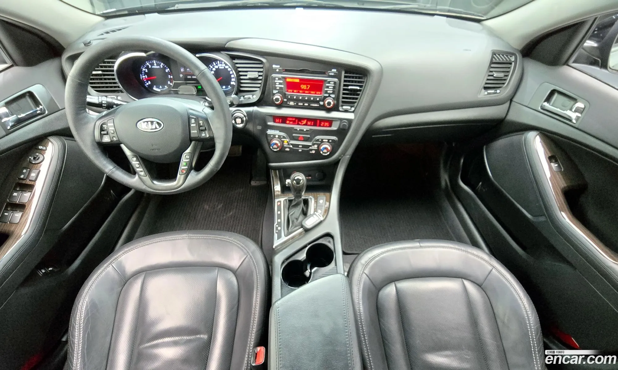 Kia K5 2010 — 19