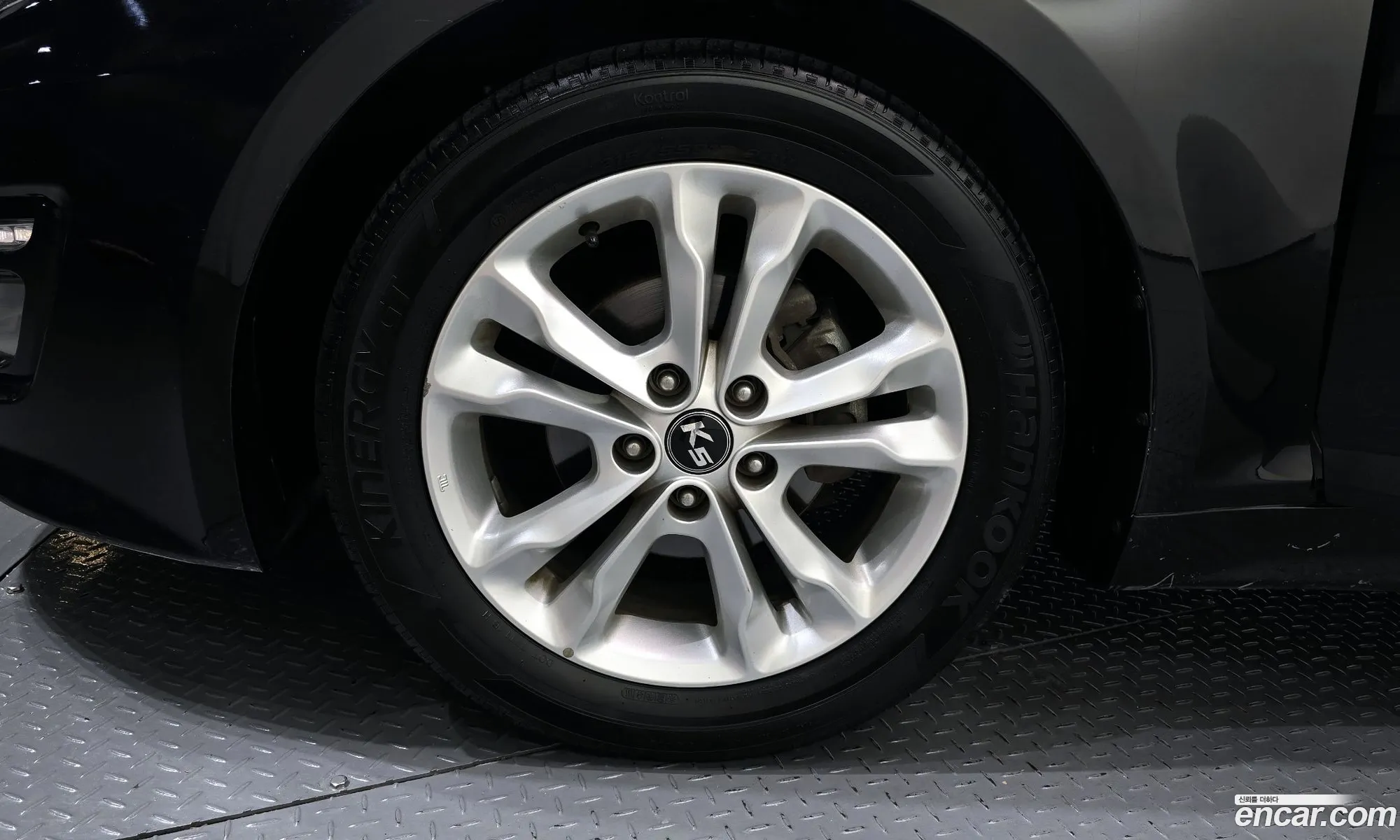 Kia K5 2010 — 14