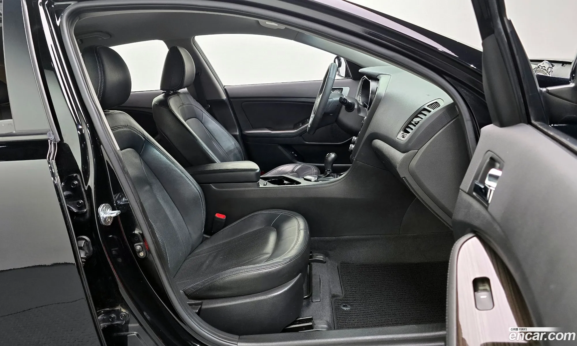 Kia K5 2010 — 20