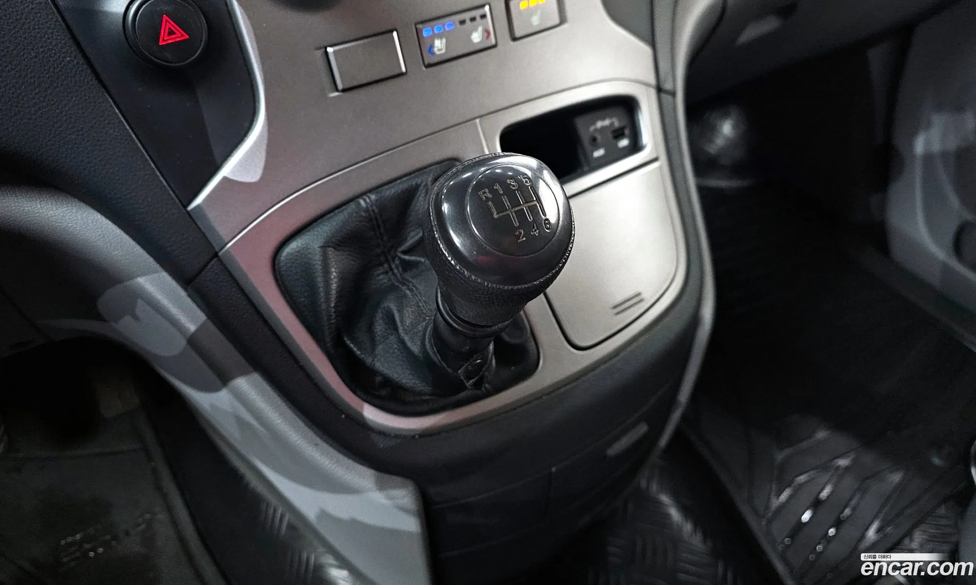 Hyundai Grand Starex 2014 — 12