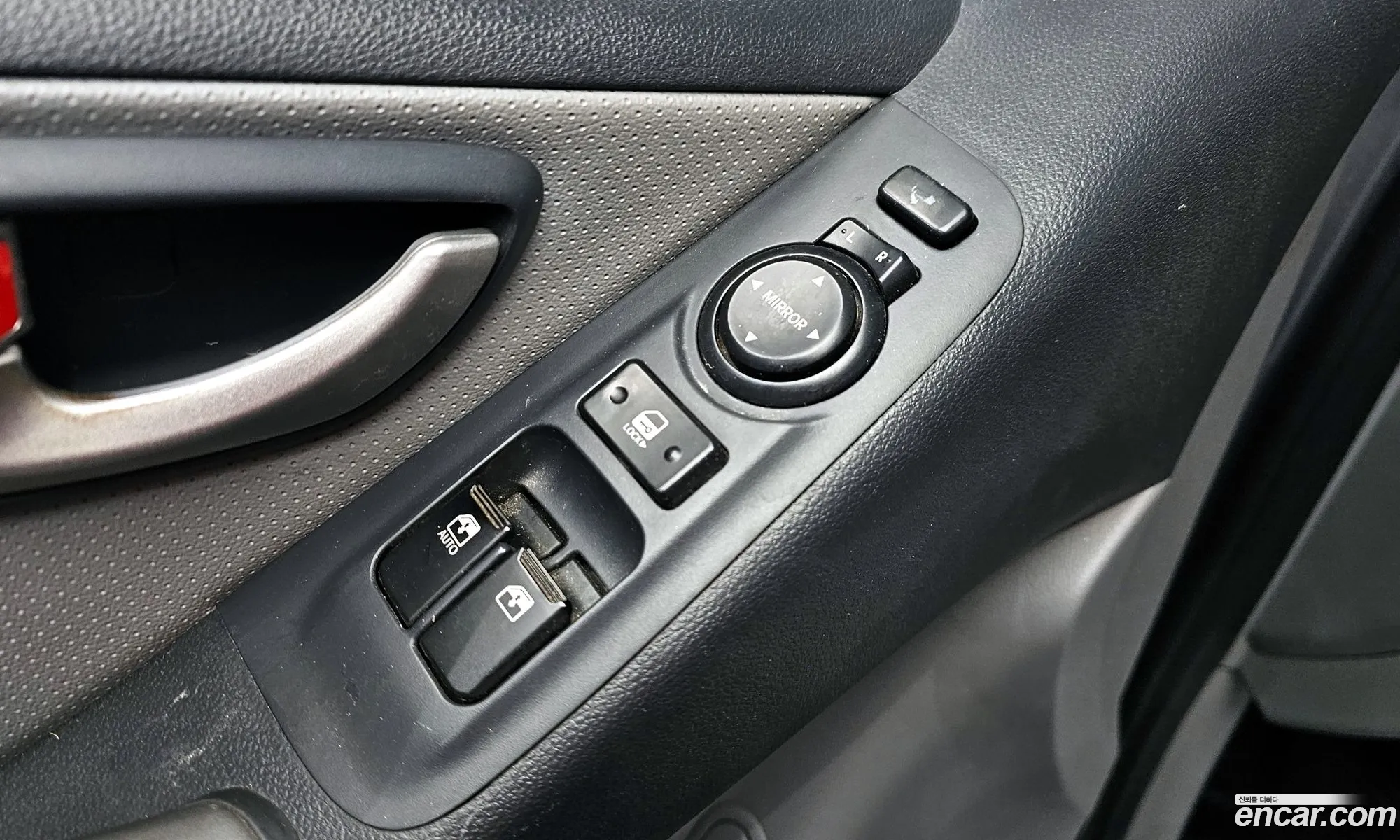 Hyundai Grand Starex 2014 — 2
