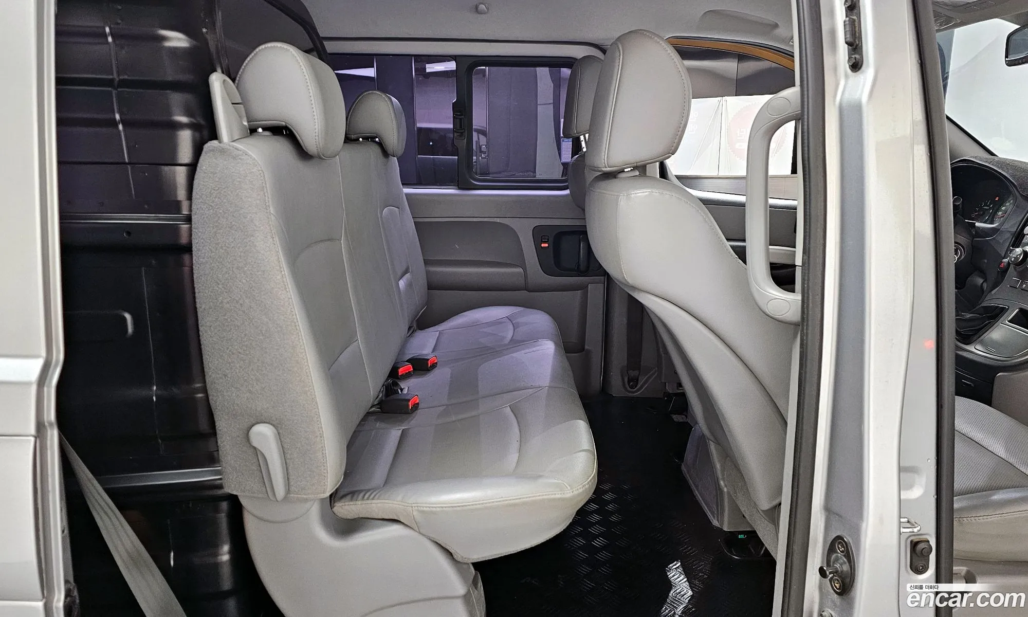 Hyundai Grand Starex 2014 — 20