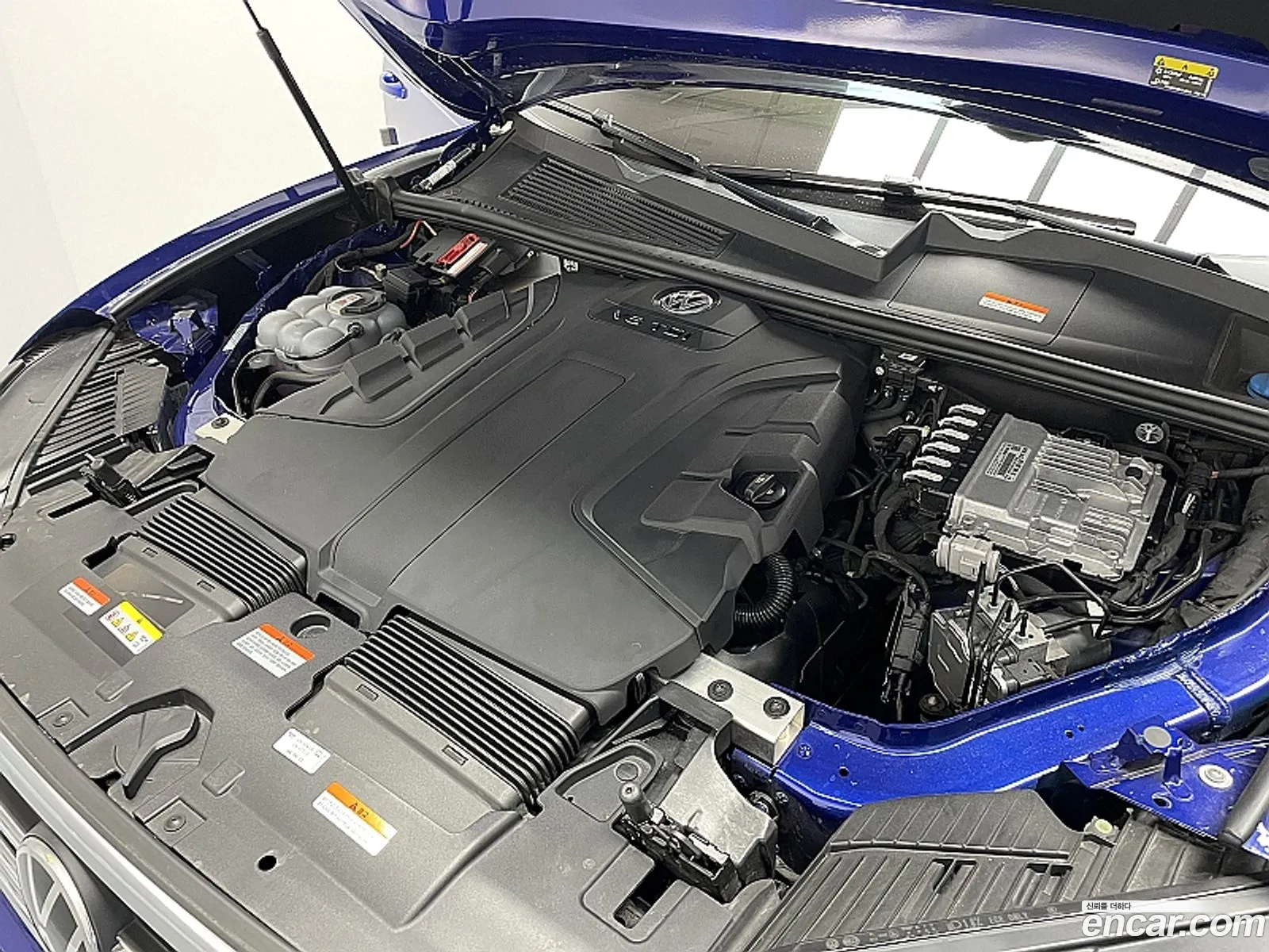 Volkswagen Touareg 2023 — 11