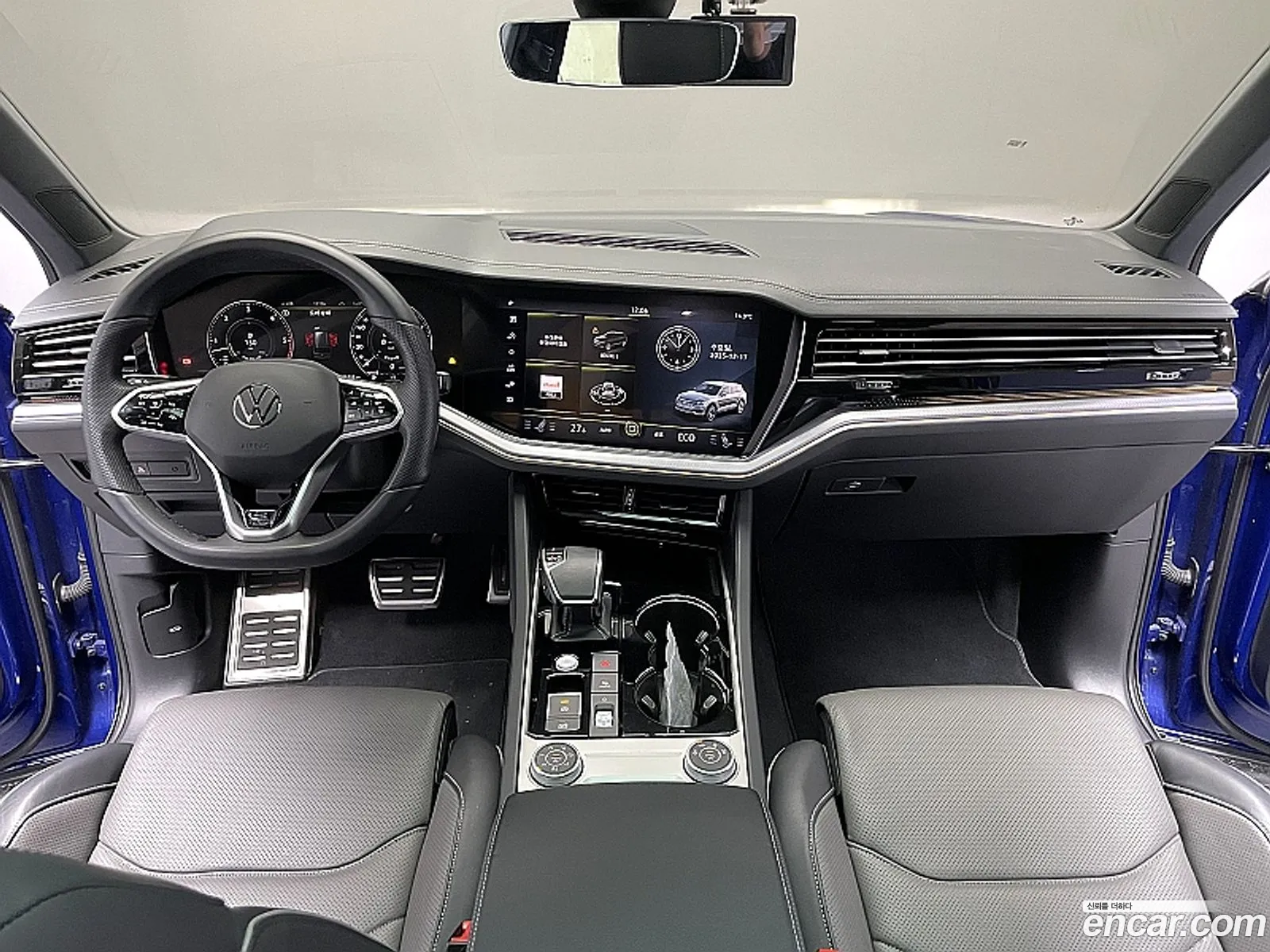 Volkswagen Touareg 2023 — 18