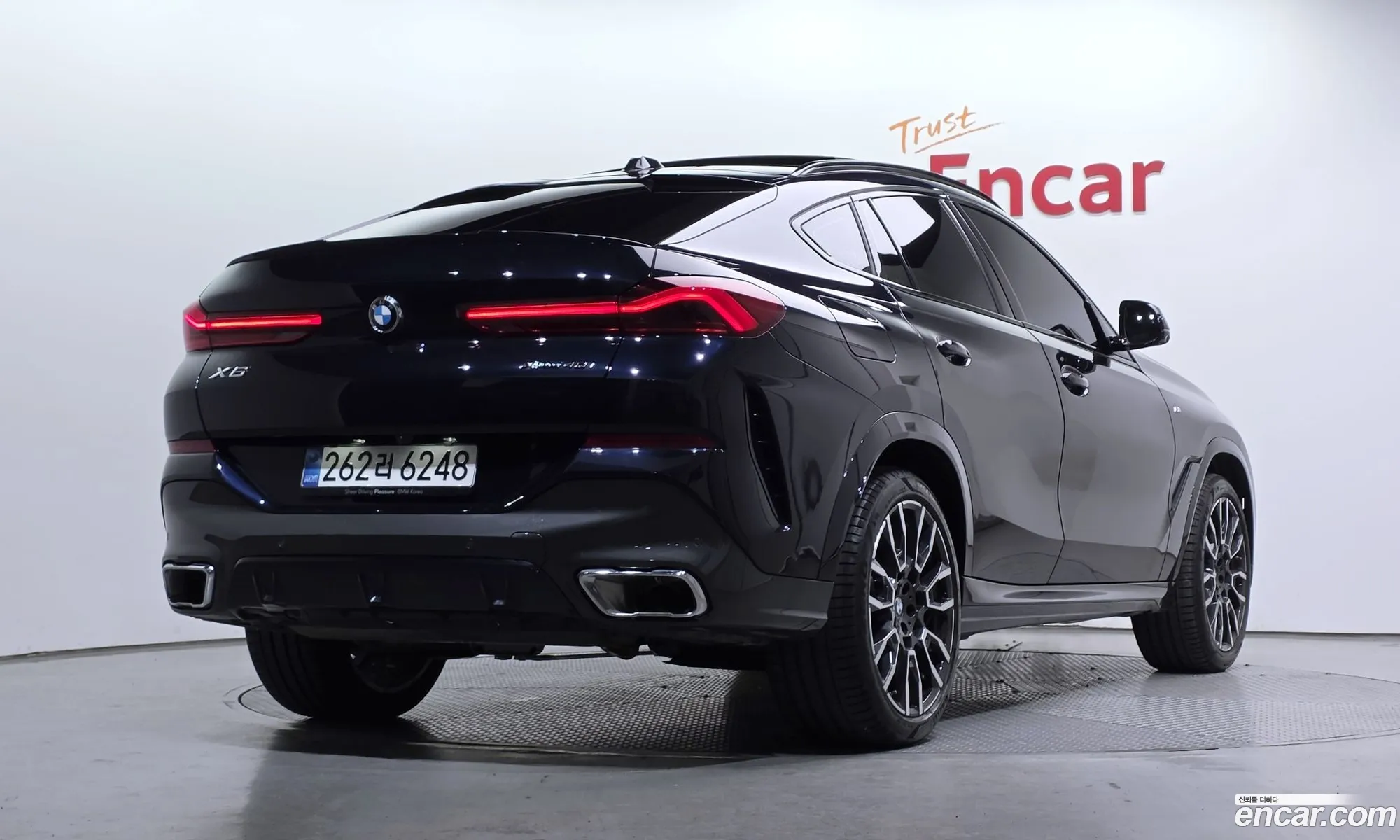 BMW X6 2025 — 7