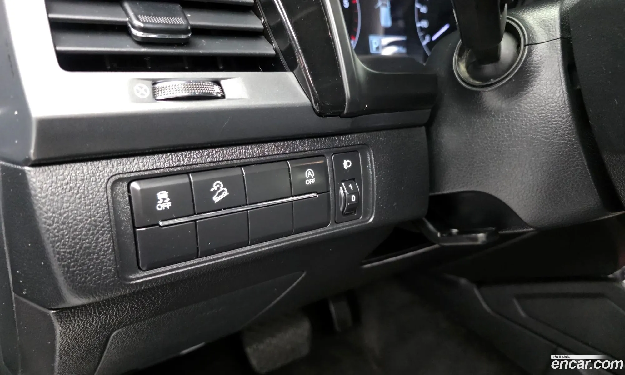 KG Mobility (SsangYong) Rexton Sports 2022 — 18