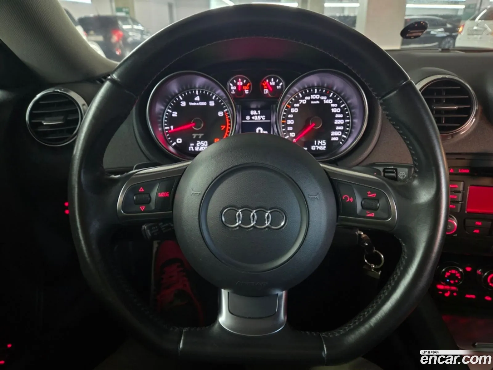 Audi TT 2010 — 9