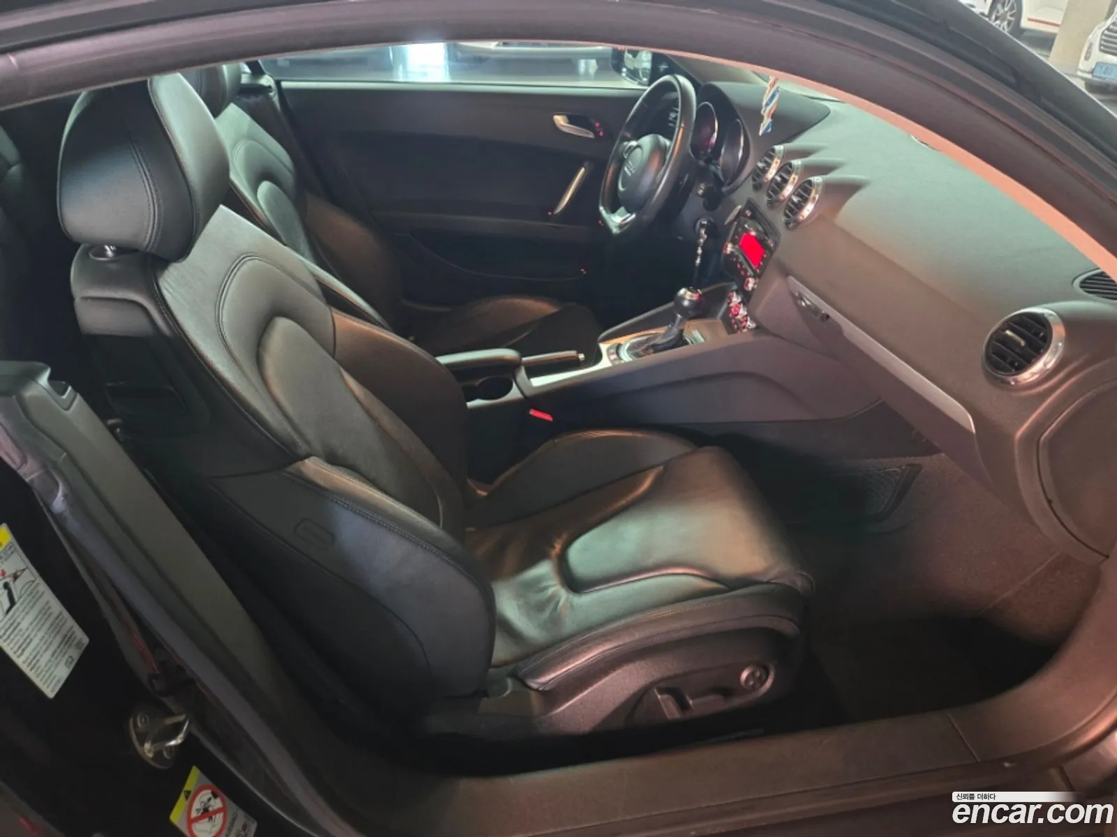 Audi TT 2010 — 7