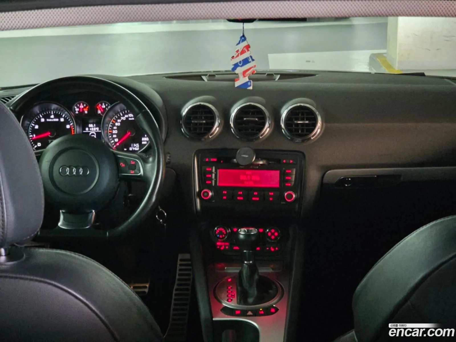 Audi TT 2010 — 19