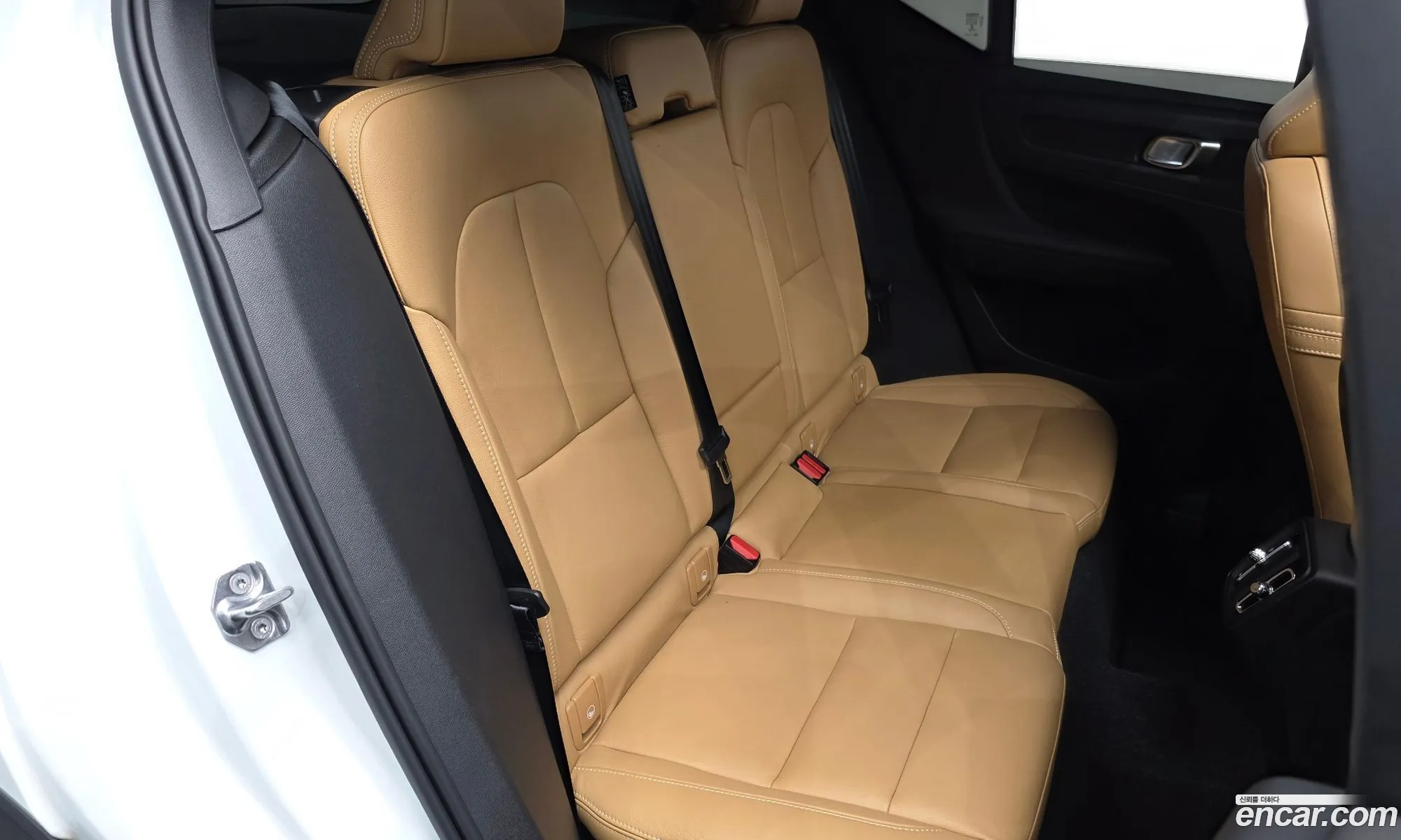 Volvo XC40 2020 YV1XZK92CM2401526 — 4