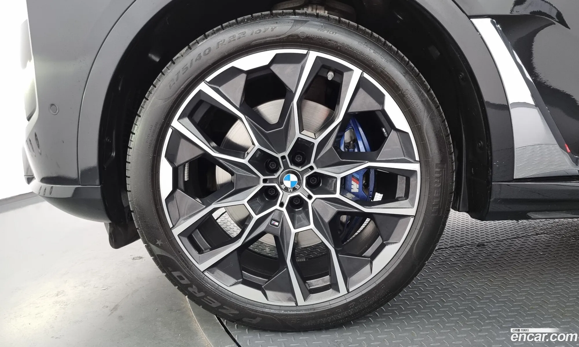 BMW X7 2023 — 3