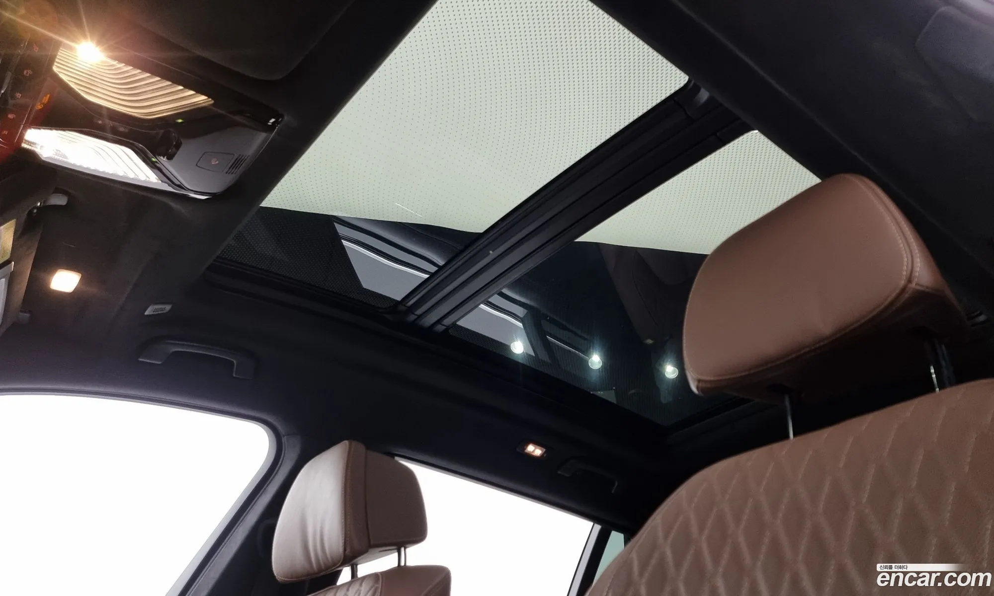 BMW X7 2023 — 7