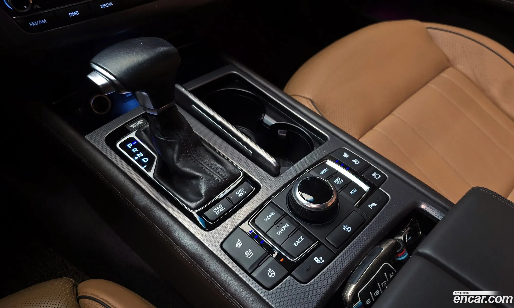 Hyundai Genesis DH 2015 — 9
