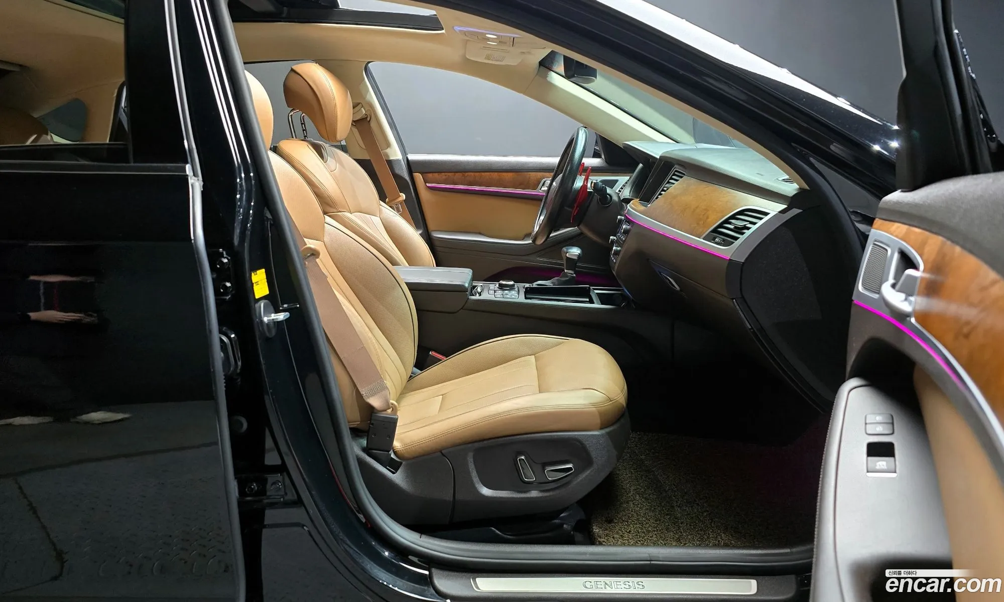 Hyundai Genesis DH 2015 — 2
