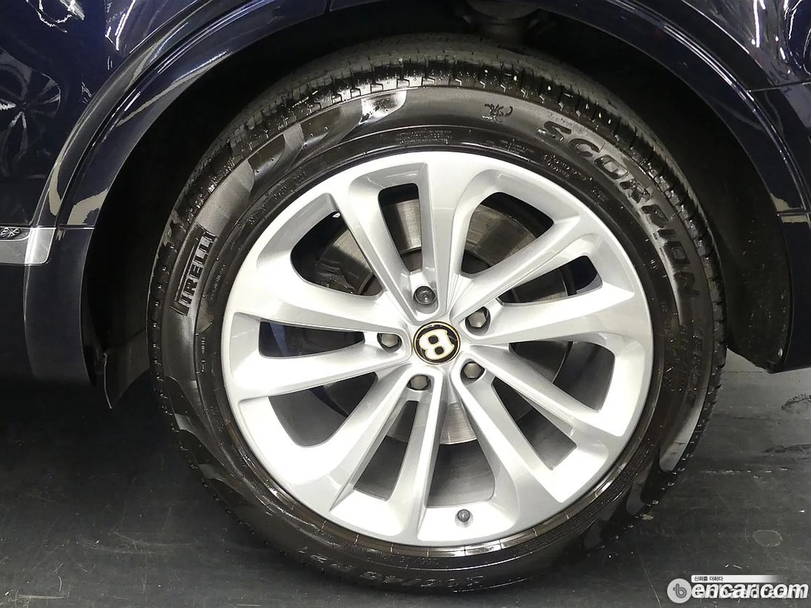 Bentley Bentayga 2020 — 6