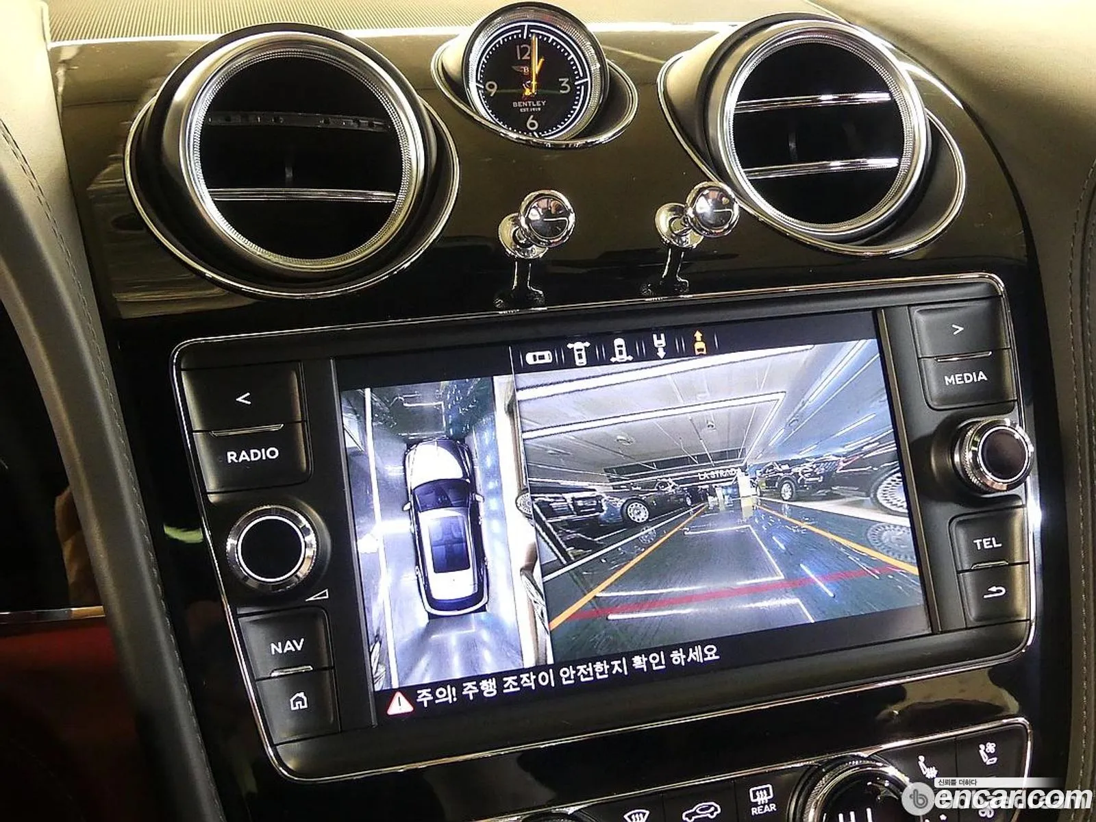 Bentley Bentayga 2020 — 8