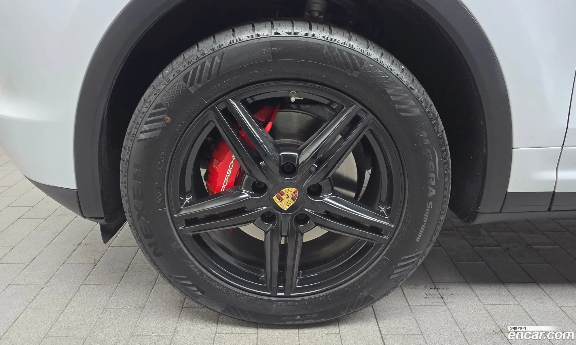 Porsche Cayenne 2014 WP1AF292XELA47379 — 17