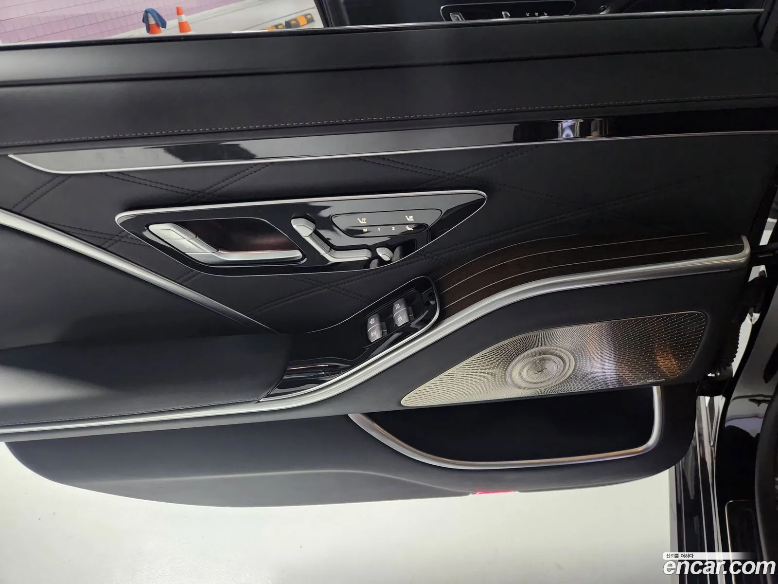 Mercedes-Benz S-Class W223 2023 — 13