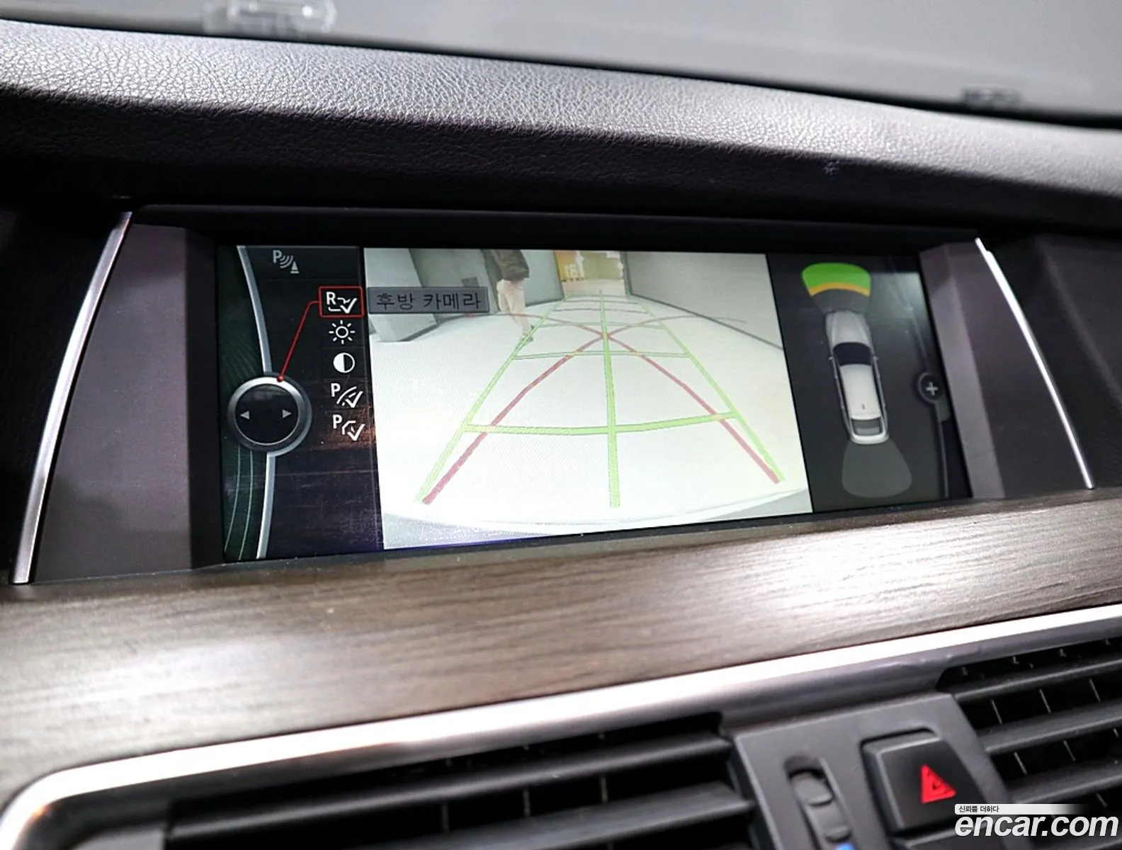 BMW 5 Series GT 2010 — 13