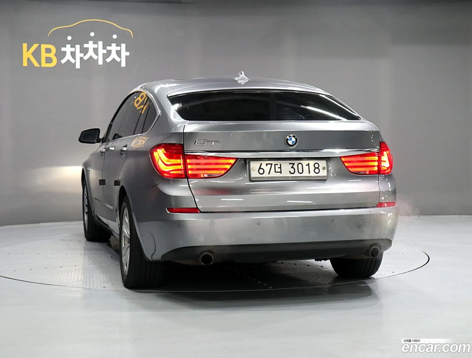 BMW 5 Series GT 2010 — 15