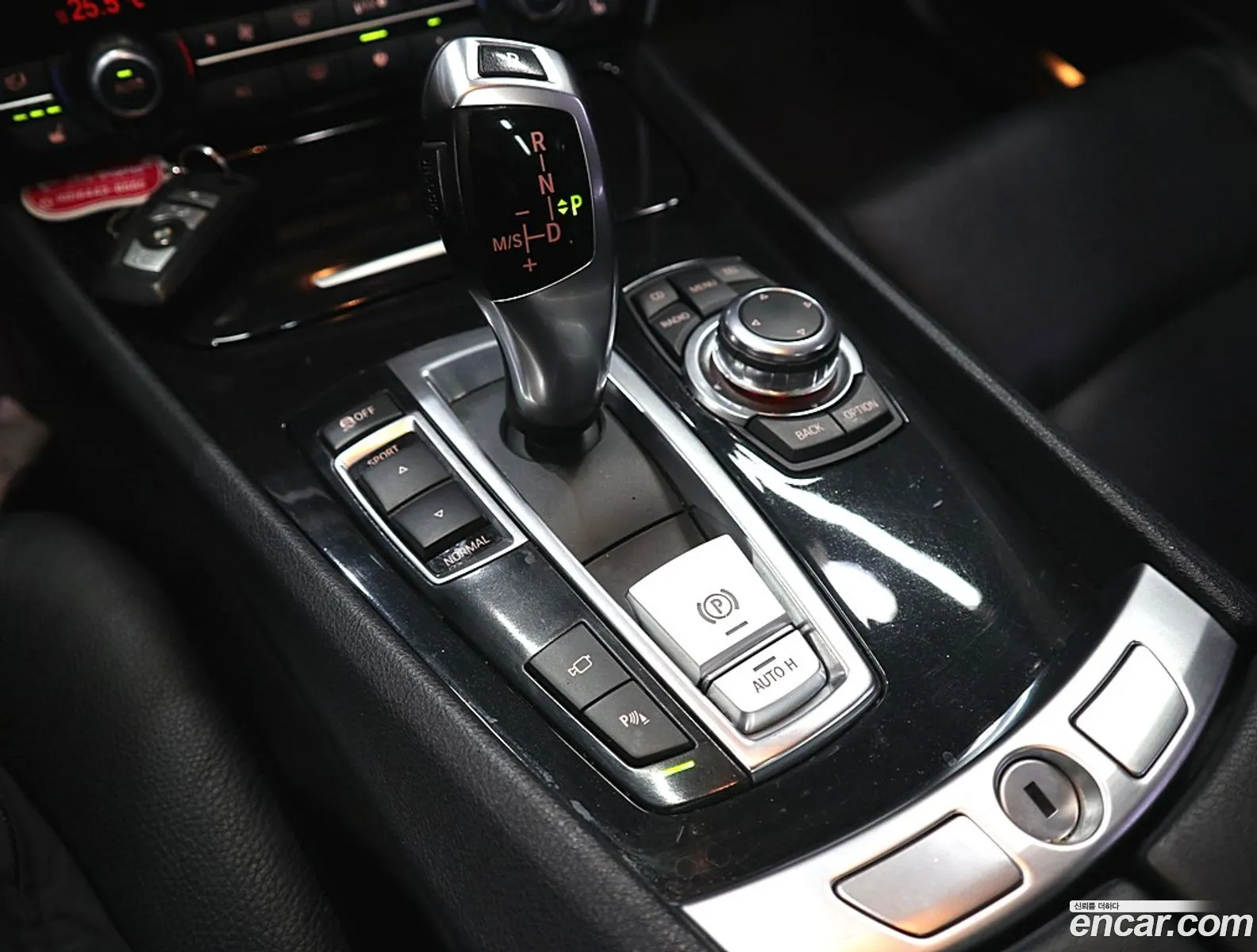 BMW 5 Series GT 2010 — 3