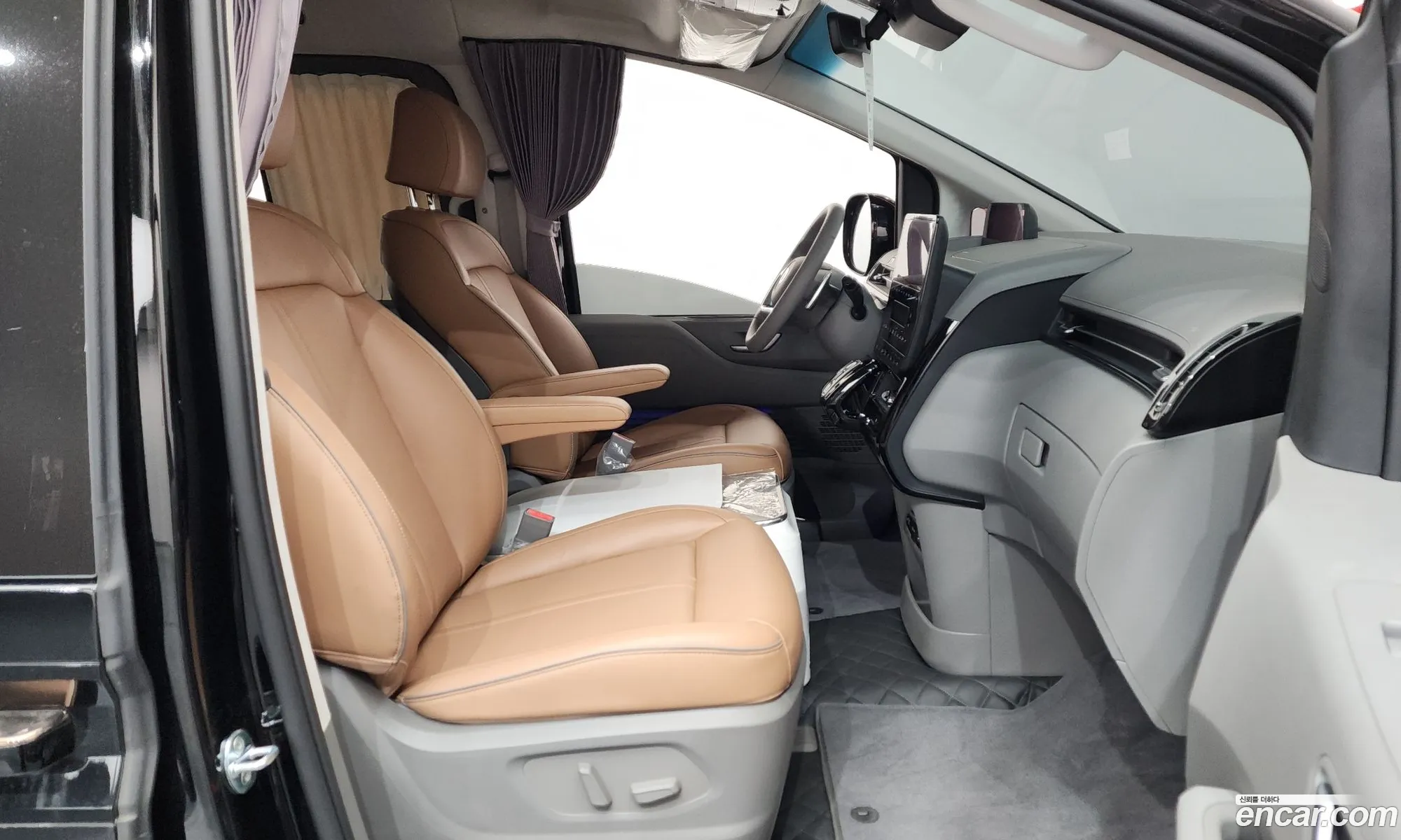 Hyundai Staria 2022 — 15