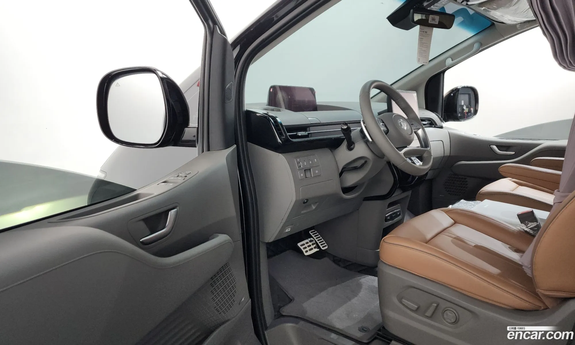 Hyundai Staria 2022 — 11
