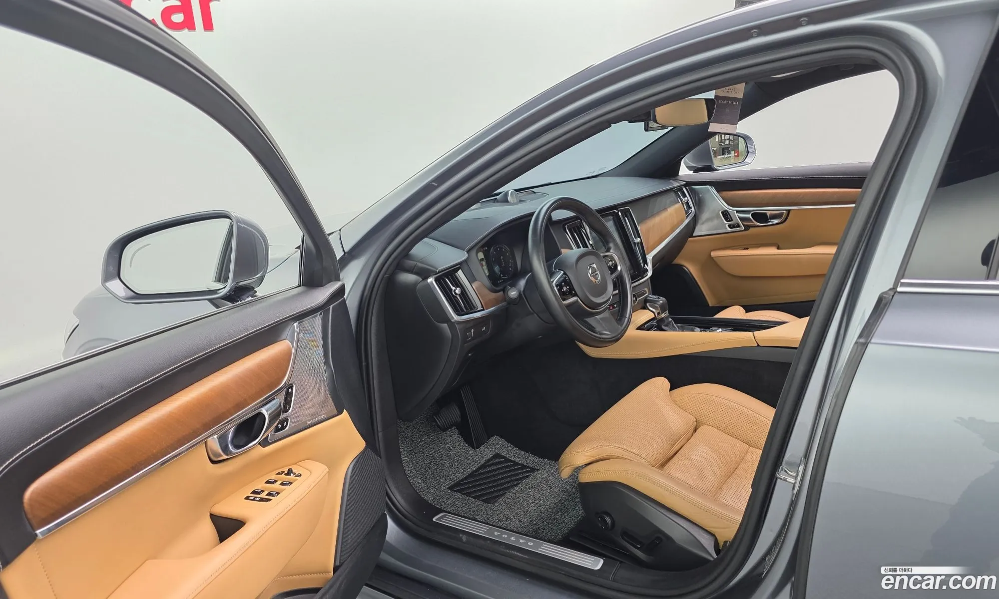 Volvo S90 2019 — 16