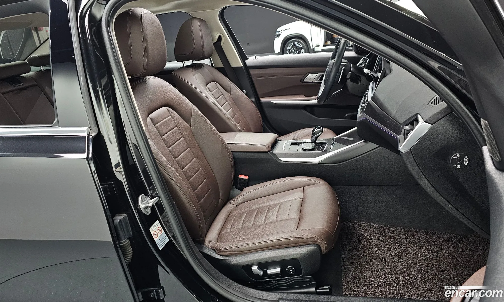 BMW 3 Series 2021 — 14
