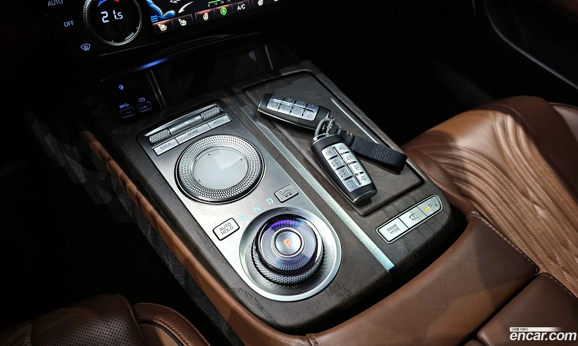 Genesis G80 2020 KMTGB41CDMU043024 — 16