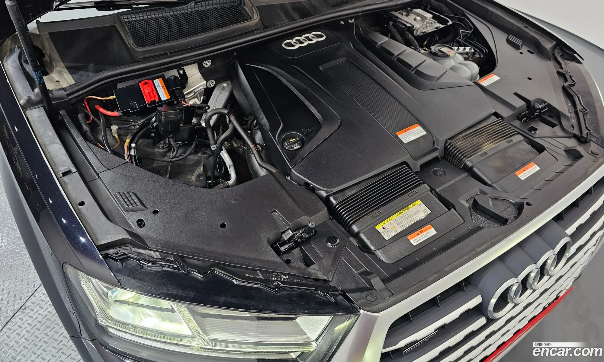 Audi Q7 2019 WAUZZZ4M2KD044170 — 16