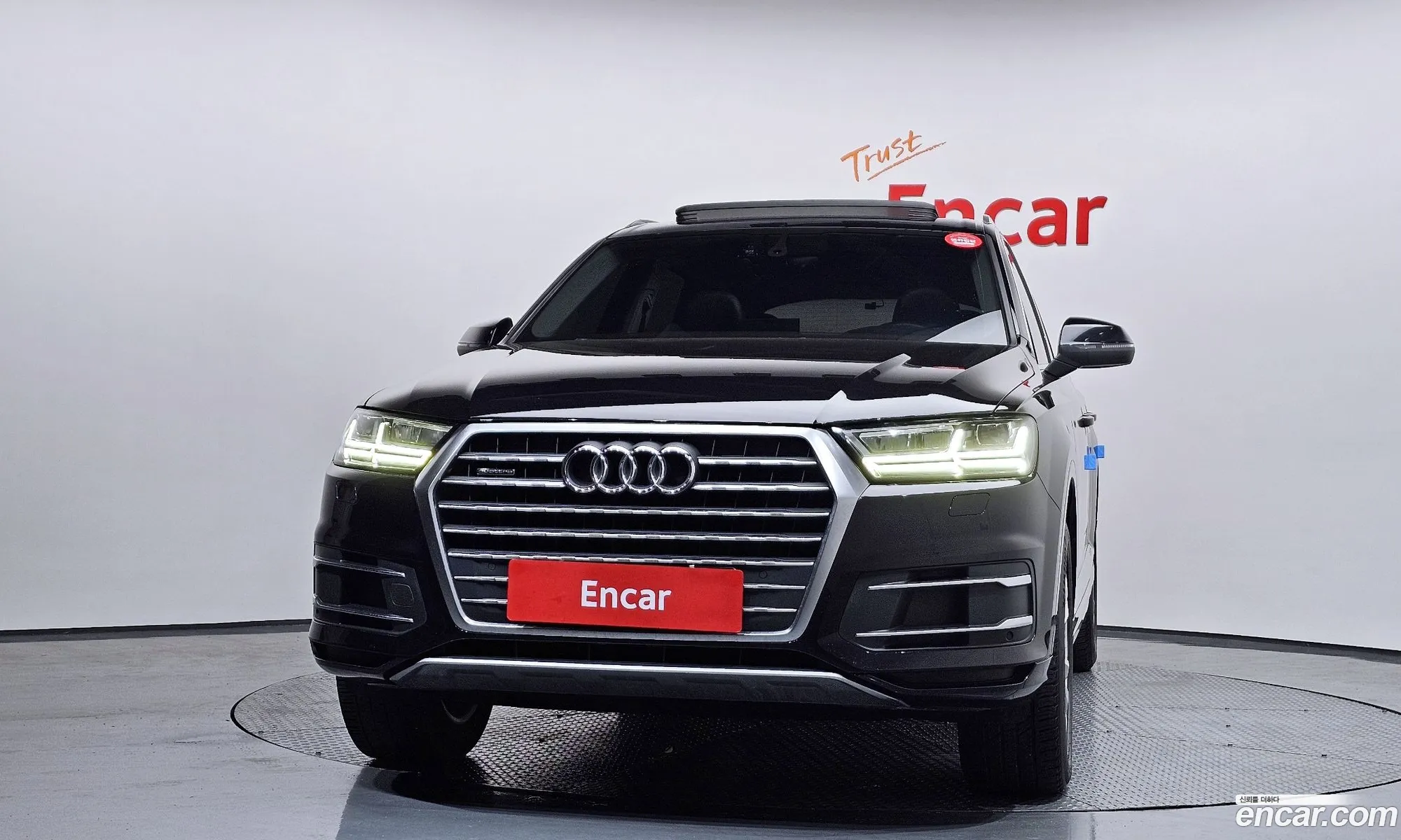 Audi Q7 2019 WAUZZZ4M2KD044170 — 3