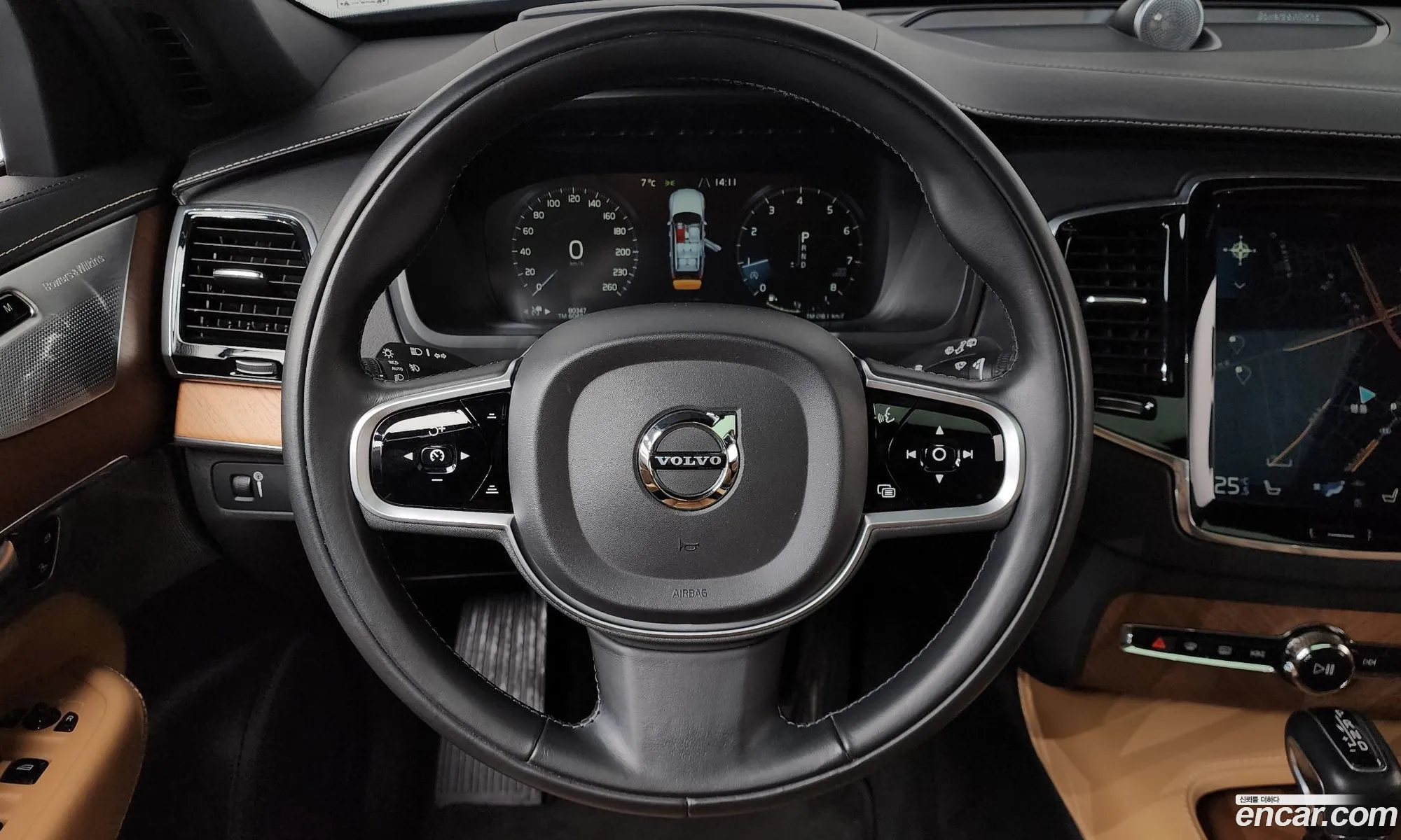 Volvo XC90 2018 YV1LFA22CK1451026 — 20