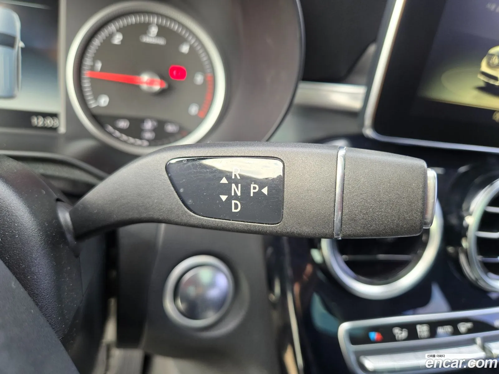 Mercedes-Benz GLC-Class X253 2018 — 21