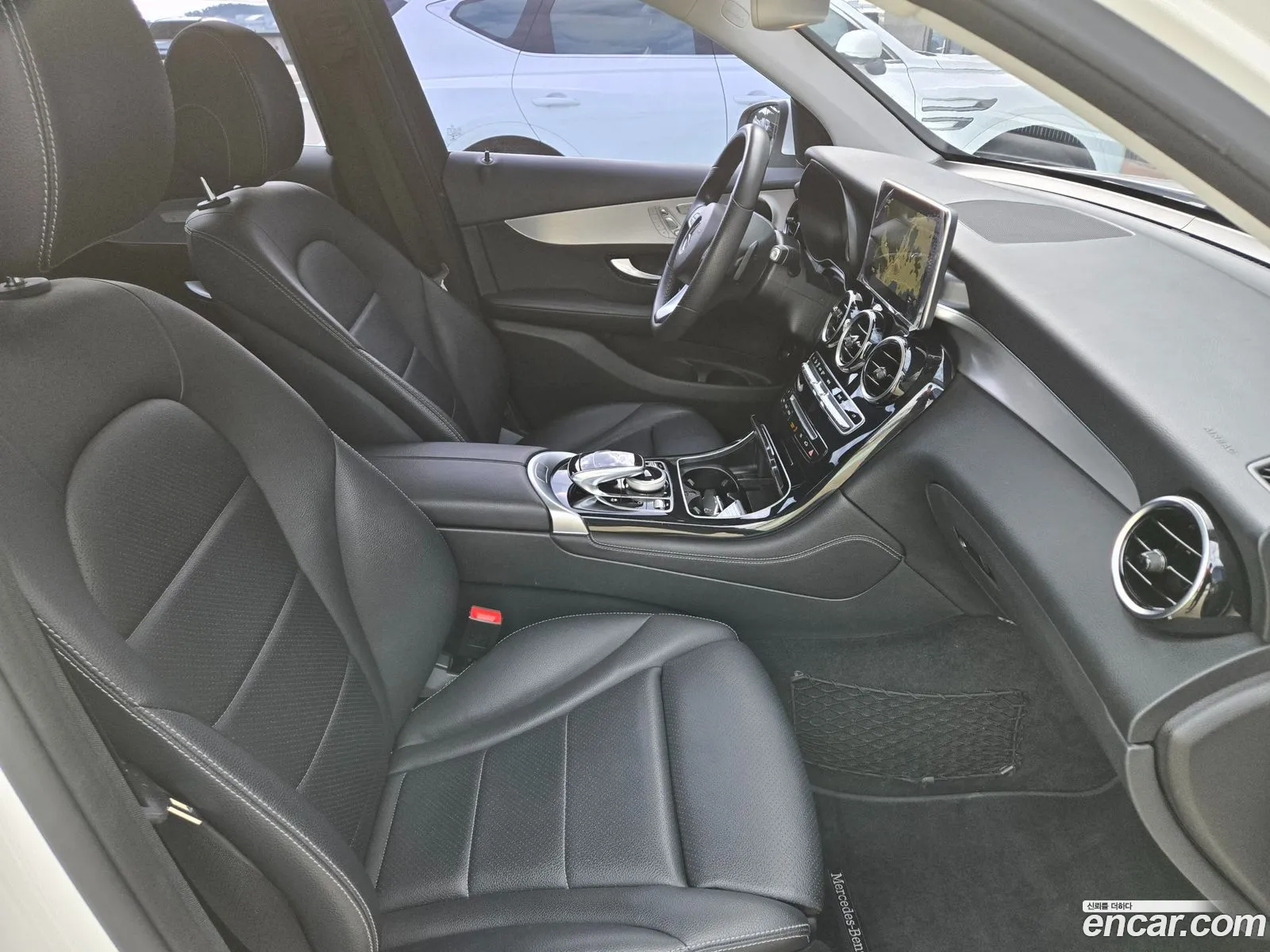 Mercedes-Benz GLC-Class X253 2018 — 15