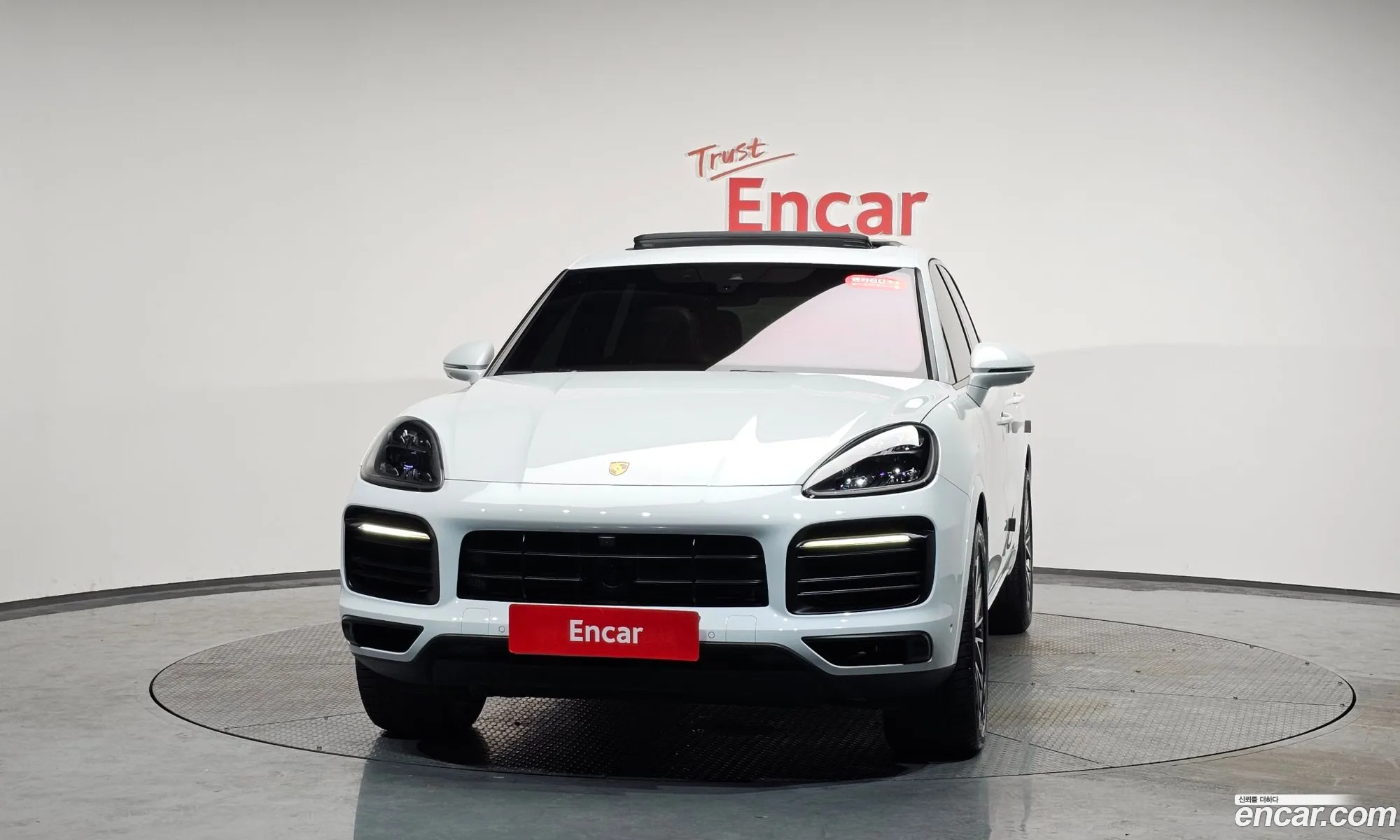 Porsche Cayenne 2022 — 17