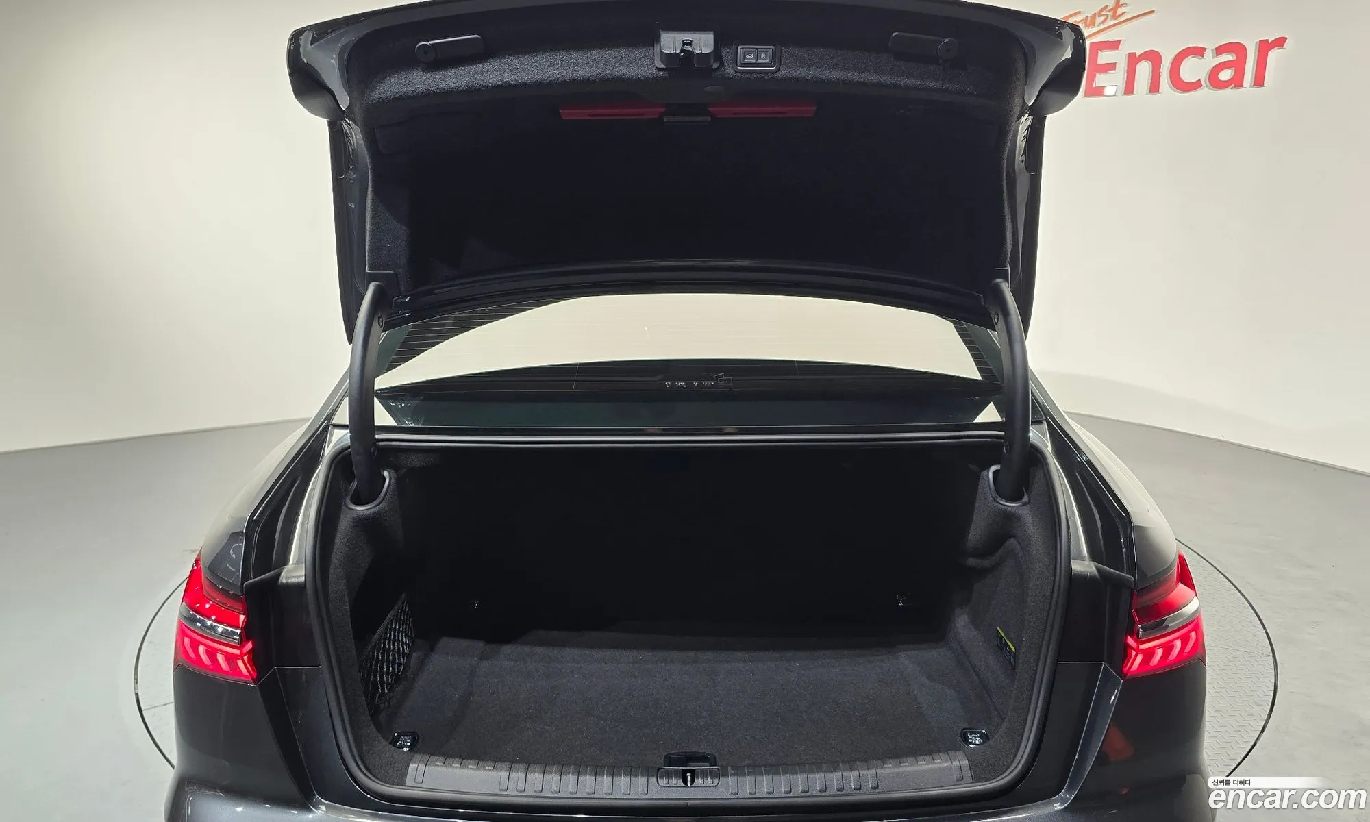Audi A6 2023 — 4