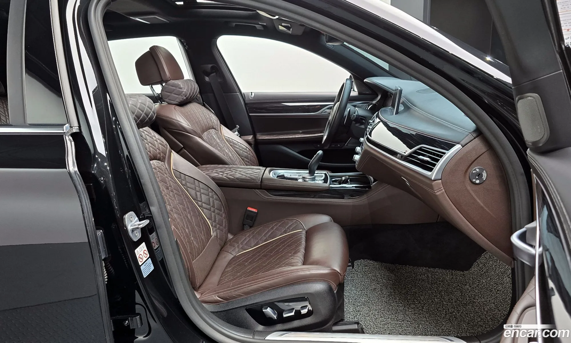 BMW 7 Series 2019 WBA7V4107LBM64253 — 4