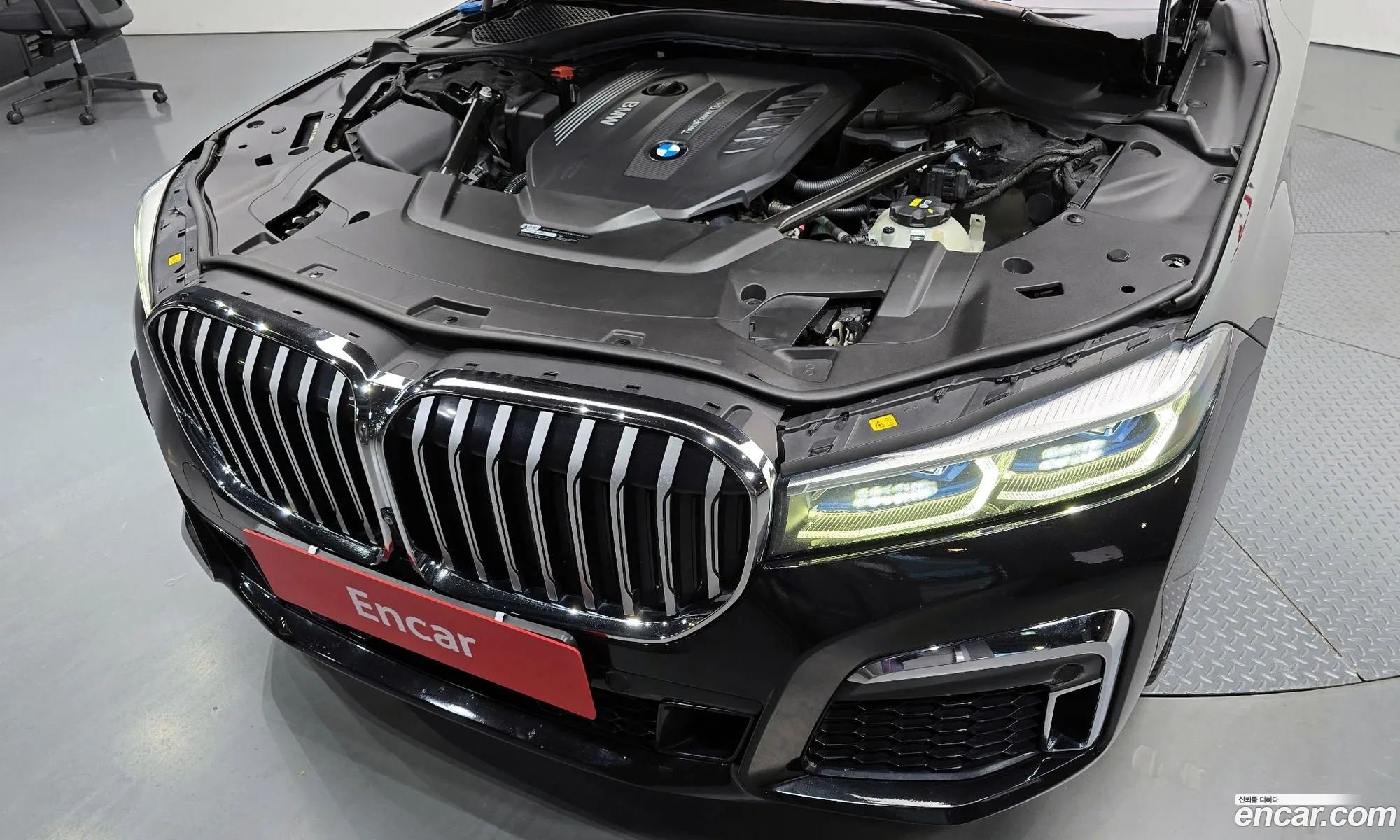BMW 7 Series 2019 WBA7V4107LBM64253 — 9