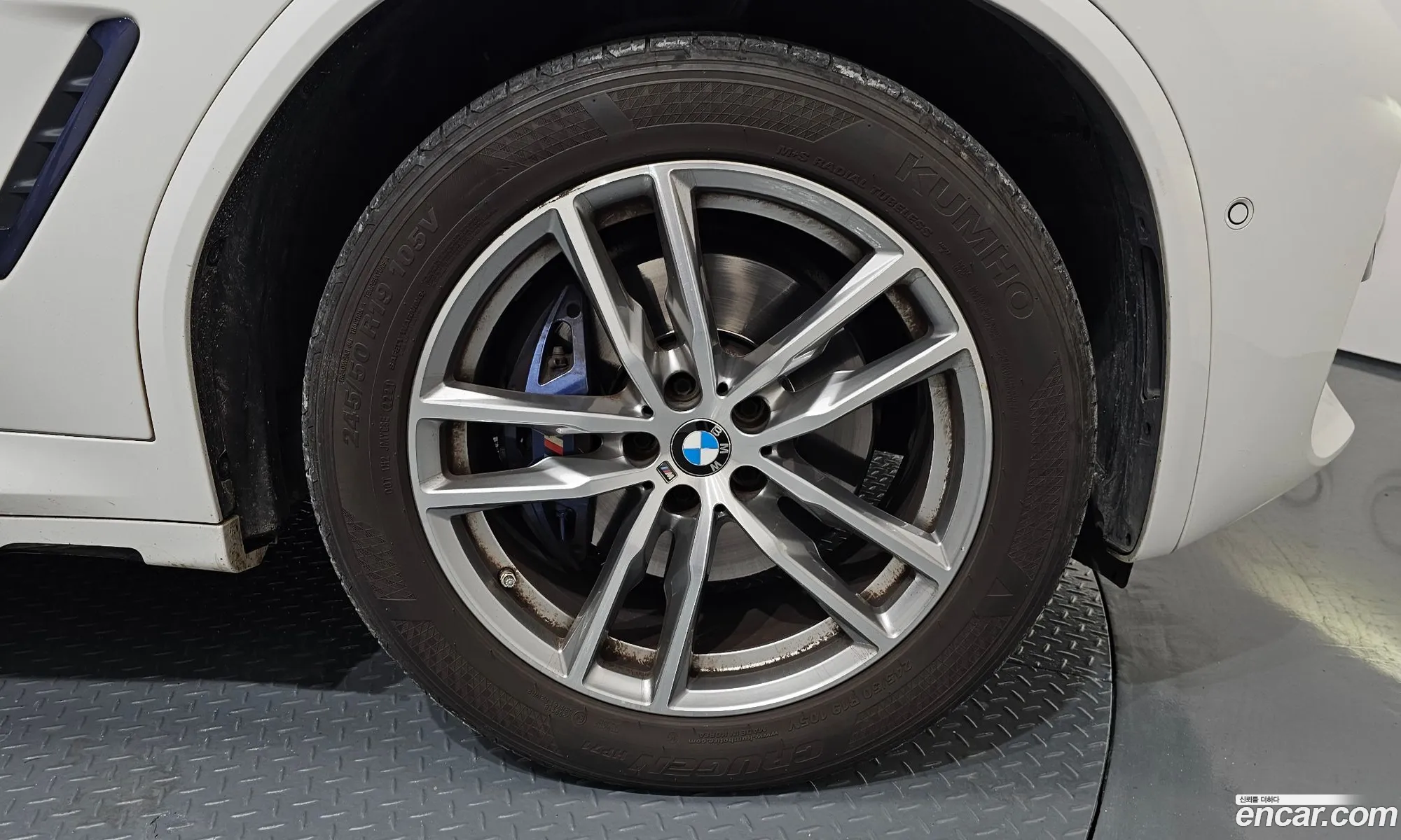 BMW X3 2018 WBATX3100KLB98105 — 16