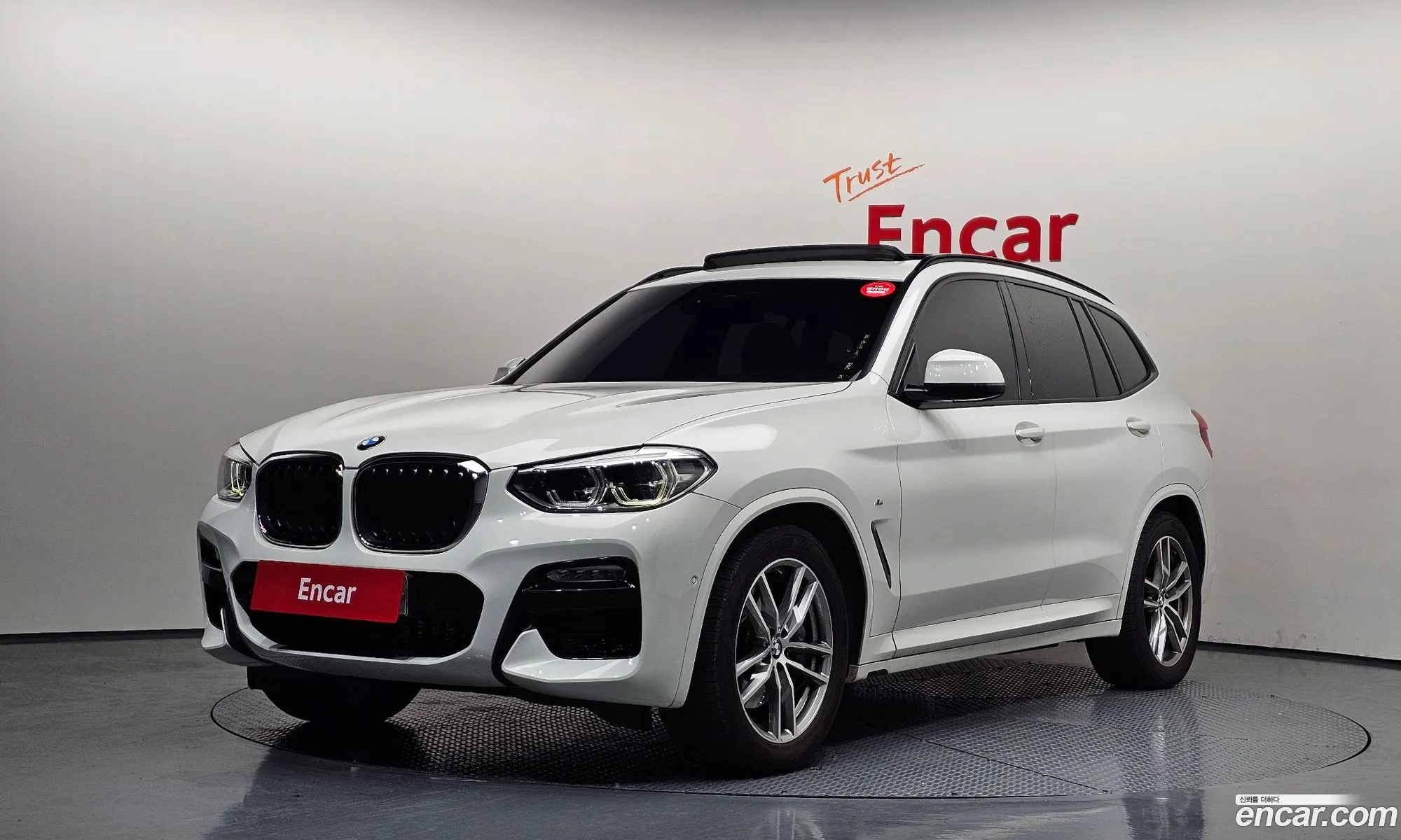 BMW X3 2018 WBATX3100KLB98105 — 12