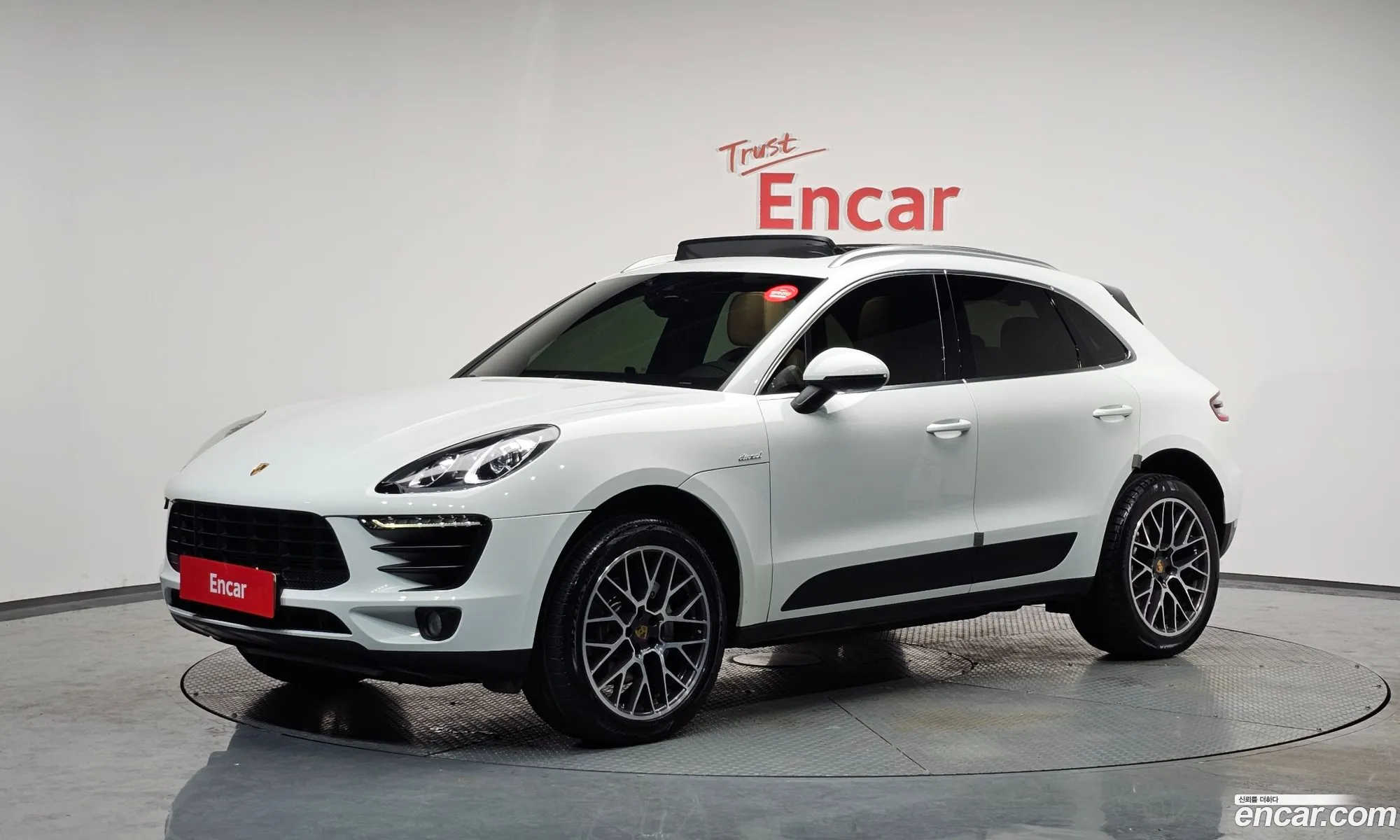 Porsche Macan 2016 WP1AD2959HLB70174 — 19