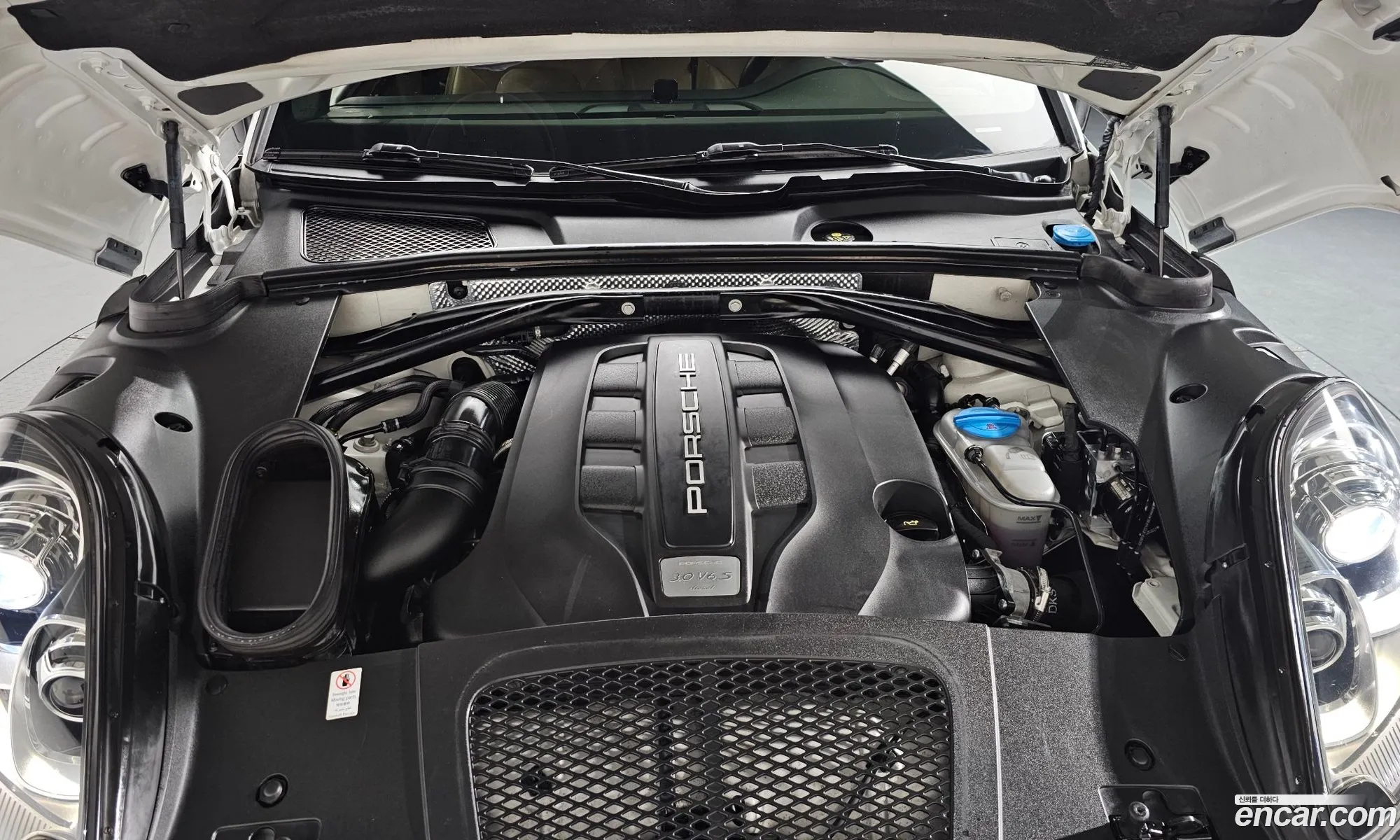 Porsche Macan 2016 WP1AD2959HLB70174 — 8