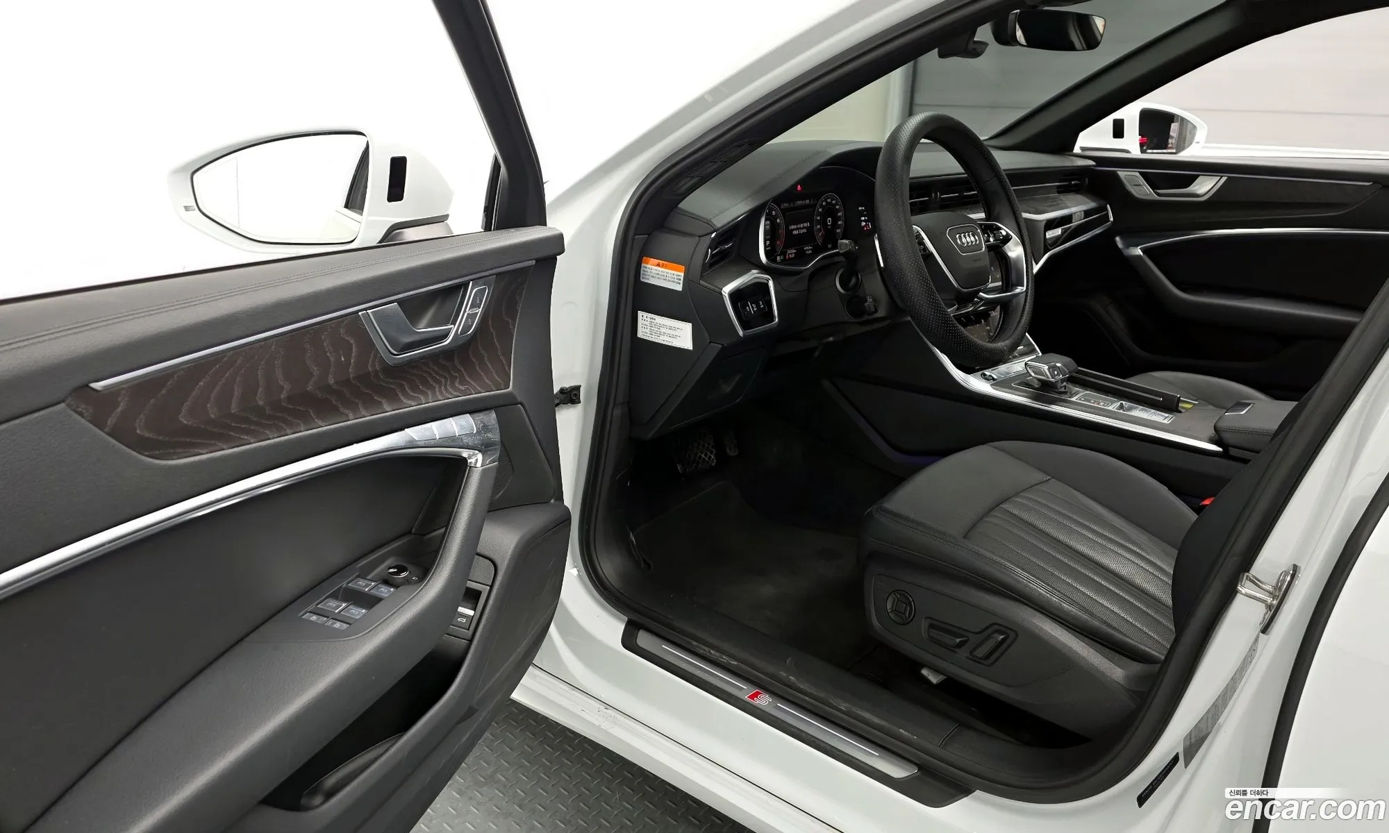 Audi A6 2022 — 4