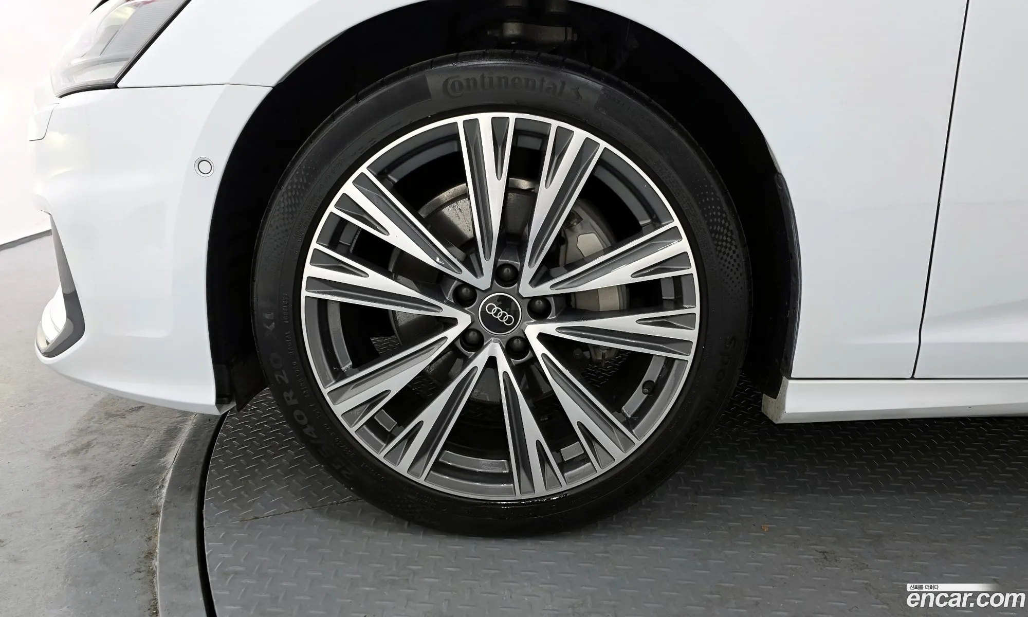 Audi A6 2022 — 15