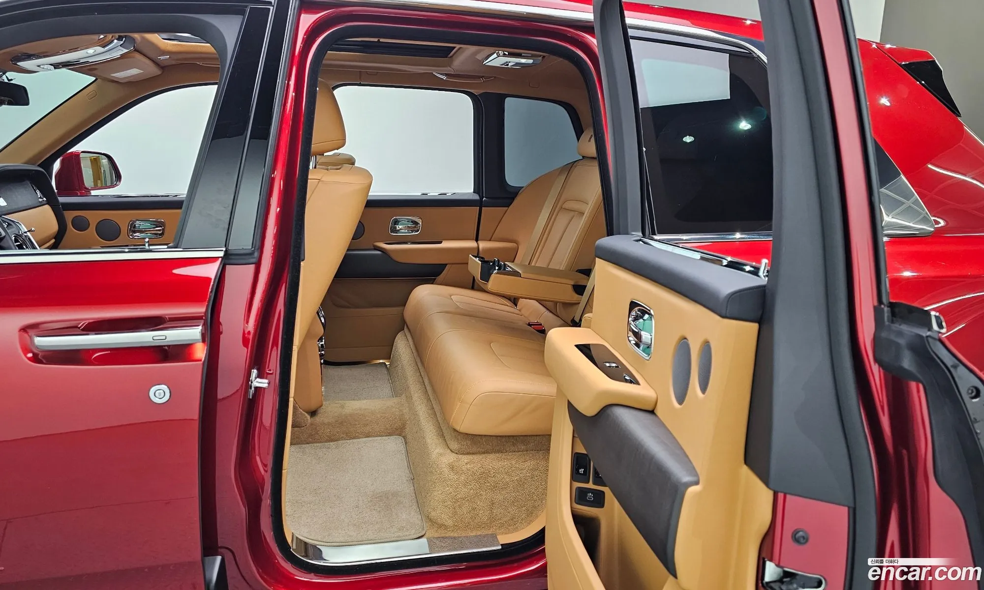 Rolls-Royce Cullinan 2023 — 11