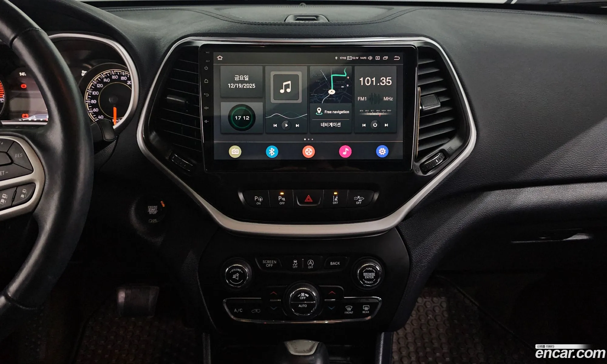 Jeep Cherokee 2017 1C4PJMDU0HW646017 — 17