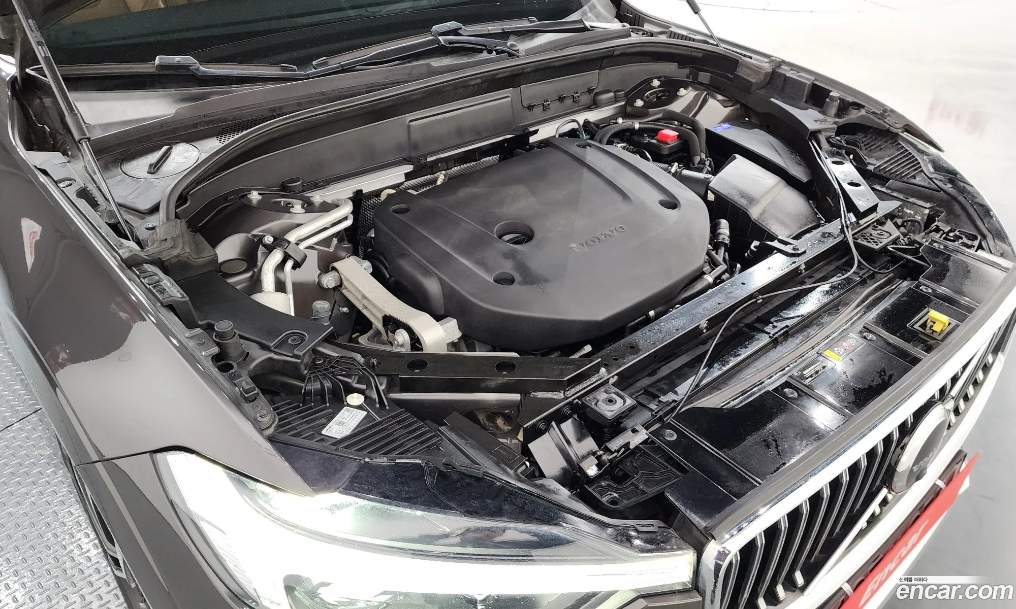 Volvo XC60 2024 LYVUZ0620RB809577 — 18